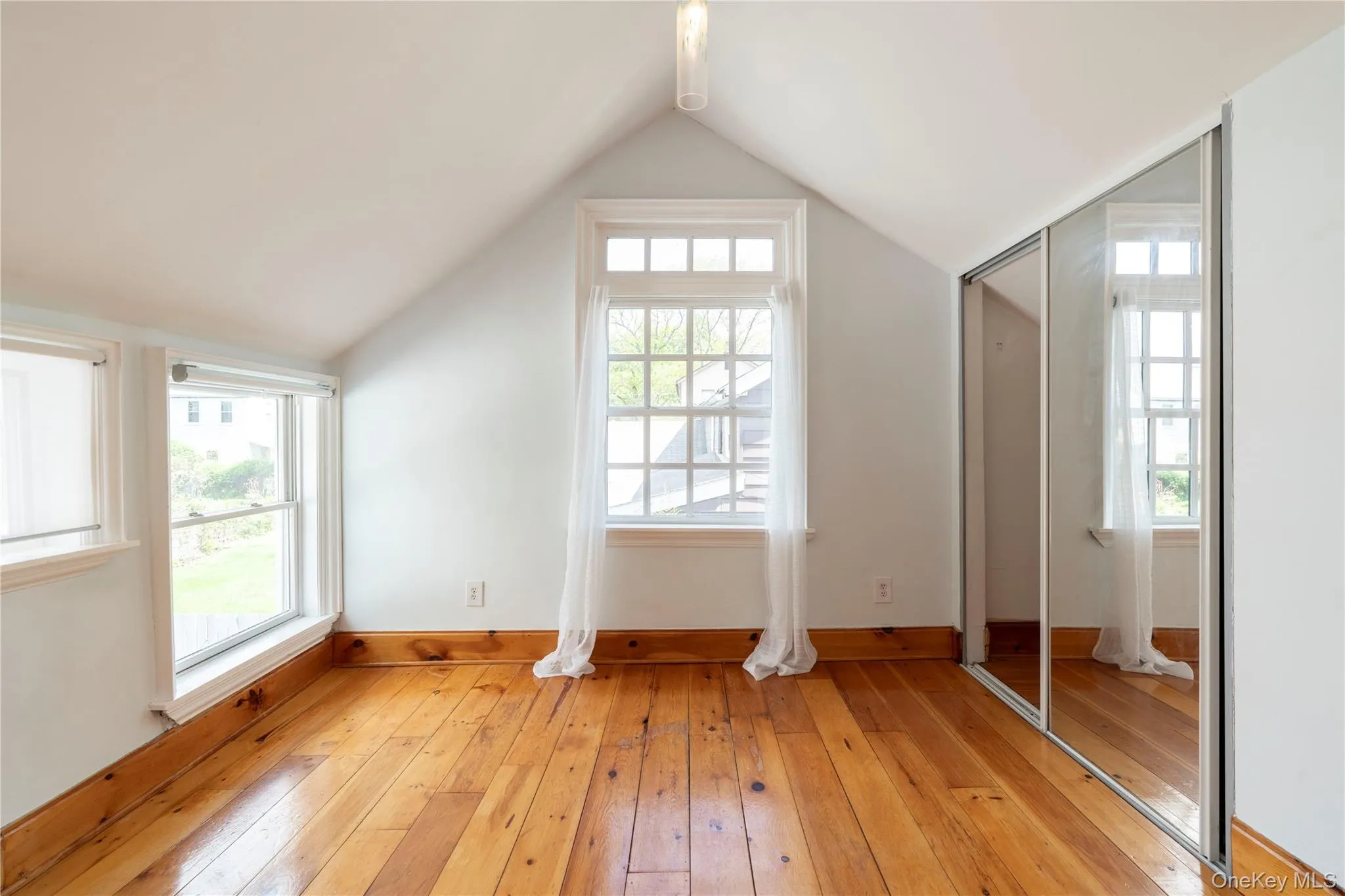 15 Charles, Rhinebeck, NY, 3 Bedrooms Bedrooms, 5 Rooms Rooms,2 BathroomsBathrooms,Residential Sale,For Rent,Charles,0,998103 15 Charles, Rhinebeck, NY, 3 Bedrooms Bedrooms, 5 Rooms Rooms,2 BathroomsBathrooms,Residential Sale,For Rent,Charles,0,998103
