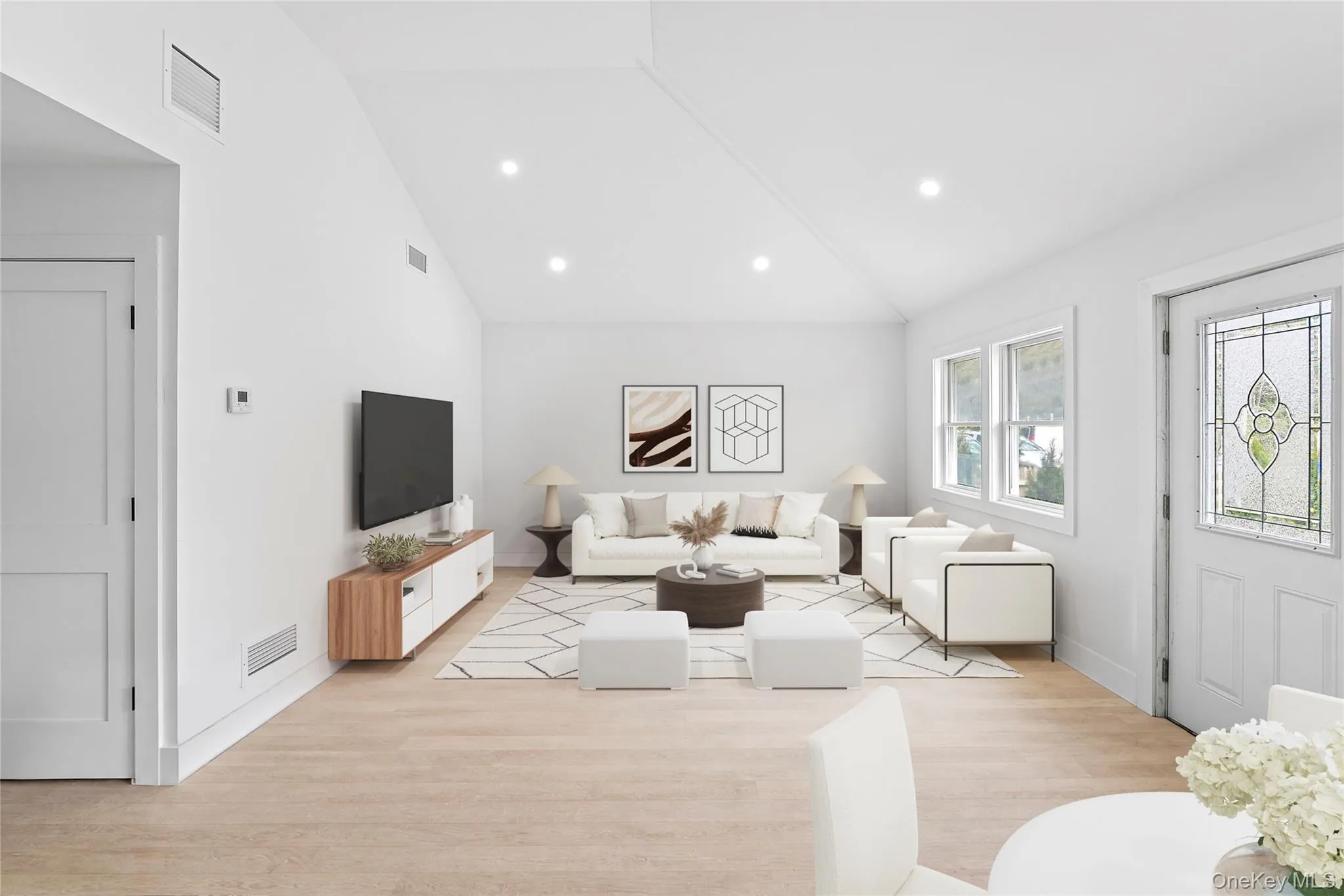 50 Squires Avenue, Southampton, NY, 3 Bedrooms Bedrooms, 7 Rooms Rooms,2 BathroomsBathrooms,Residential,For Rent,Squires,0,998105 50 Squires Avenue, Southampton, NY, 3 Bedrooms Bedrooms, 7 Rooms Rooms,2 BathroomsBathrooms,Residential,For Rent,Squires,0,998105