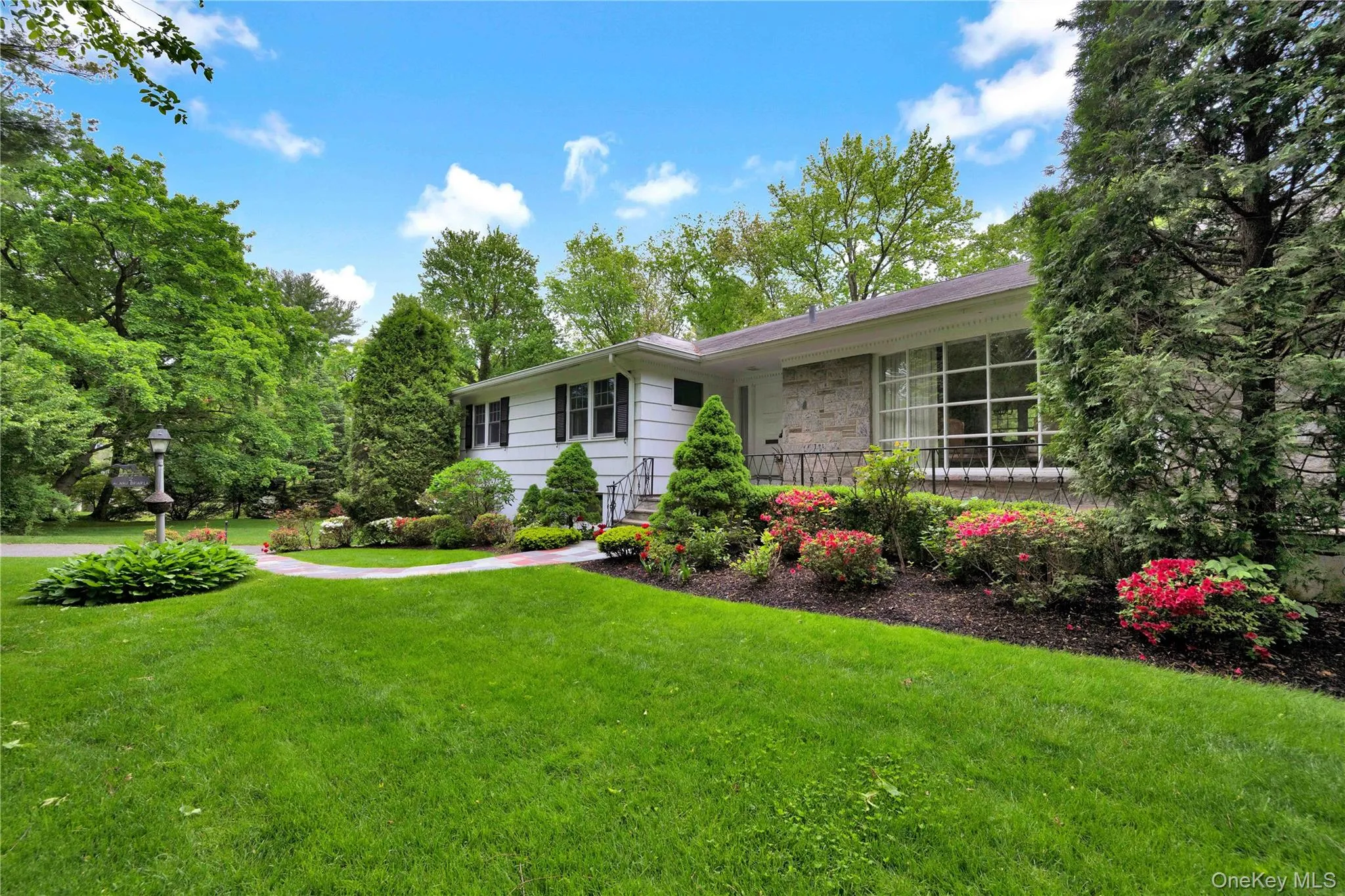 2 Bonnie Briar Lane, Mamaroneck, NY, 4 Bedrooms Bedrooms, 9 Rooms Rooms,5 BathroomsBathrooms,Residential,For Rent,Bonnie Briar,0,998110 2 Bonnie Briar Lane, Mamaroneck, NY, 4 Bedrooms Bedrooms, 9 Rooms Rooms,5 BathroomsBathrooms,Residential,For Rent,Bonnie Briar,0,998110