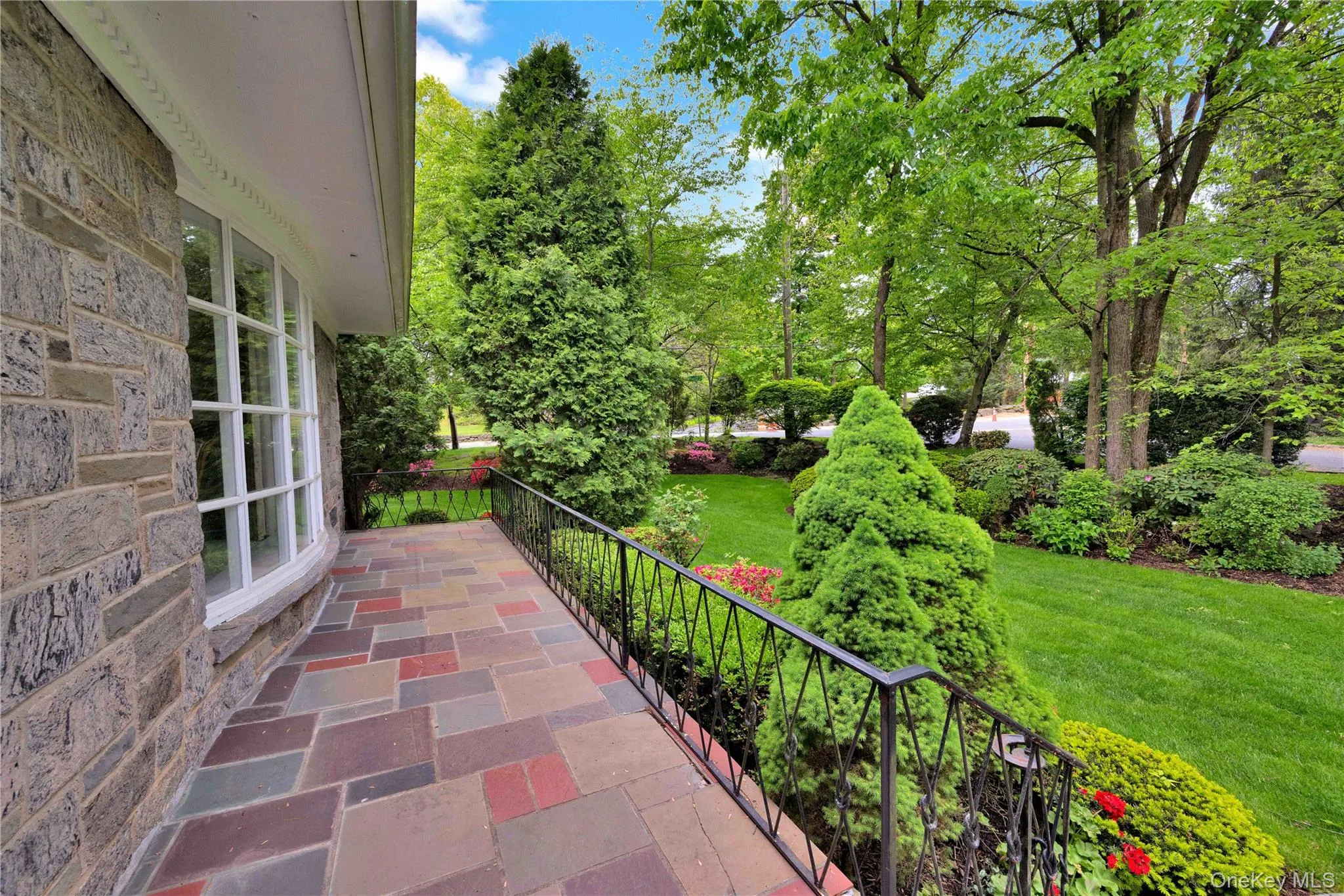 2 Bonnie Briar Lane, Mamaroneck, NY, 4 Bedrooms Bedrooms, 9 Rooms Rooms,5 BathroomsBathrooms,Residential,For Rent,Bonnie Briar,0,998110 2 Bonnie Briar Lane, Mamaroneck, NY, 4 Bedrooms Bedrooms, 9 Rooms Rooms,5 BathroomsBathrooms,Residential,For Rent,Bonnie Briar,0,998110