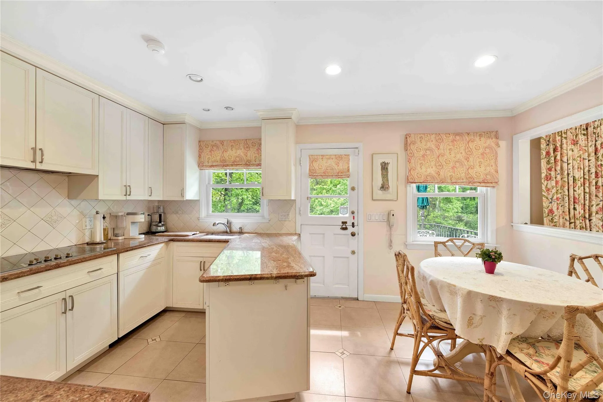 2 Bonnie Briar Lane, Mamaroneck, NY, 4 Bedrooms Bedrooms, 9 Rooms Rooms,5 BathroomsBathrooms,Residential,For Rent,Bonnie Briar,0,998110 2 Bonnie Briar Lane, Mamaroneck, NY, 4 Bedrooms Bedrooms, 9 Rooms Rooms,5 BathroomsBathrooms,Residential,For Rent,Bonnie Briar,0,998110
