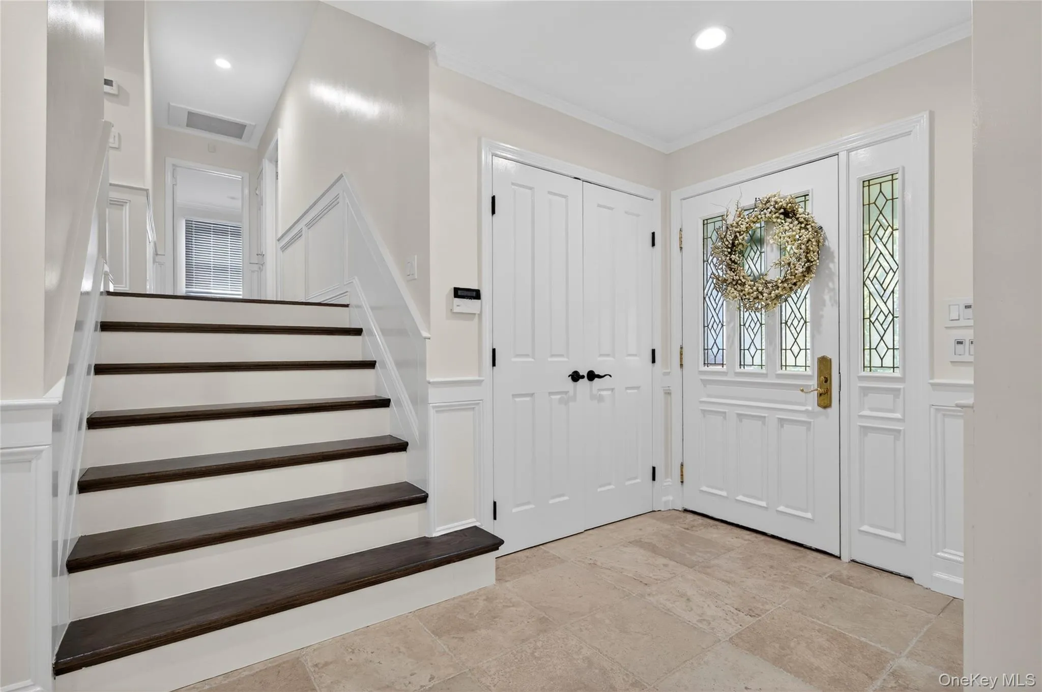 Entry Halllway Entry Halllway