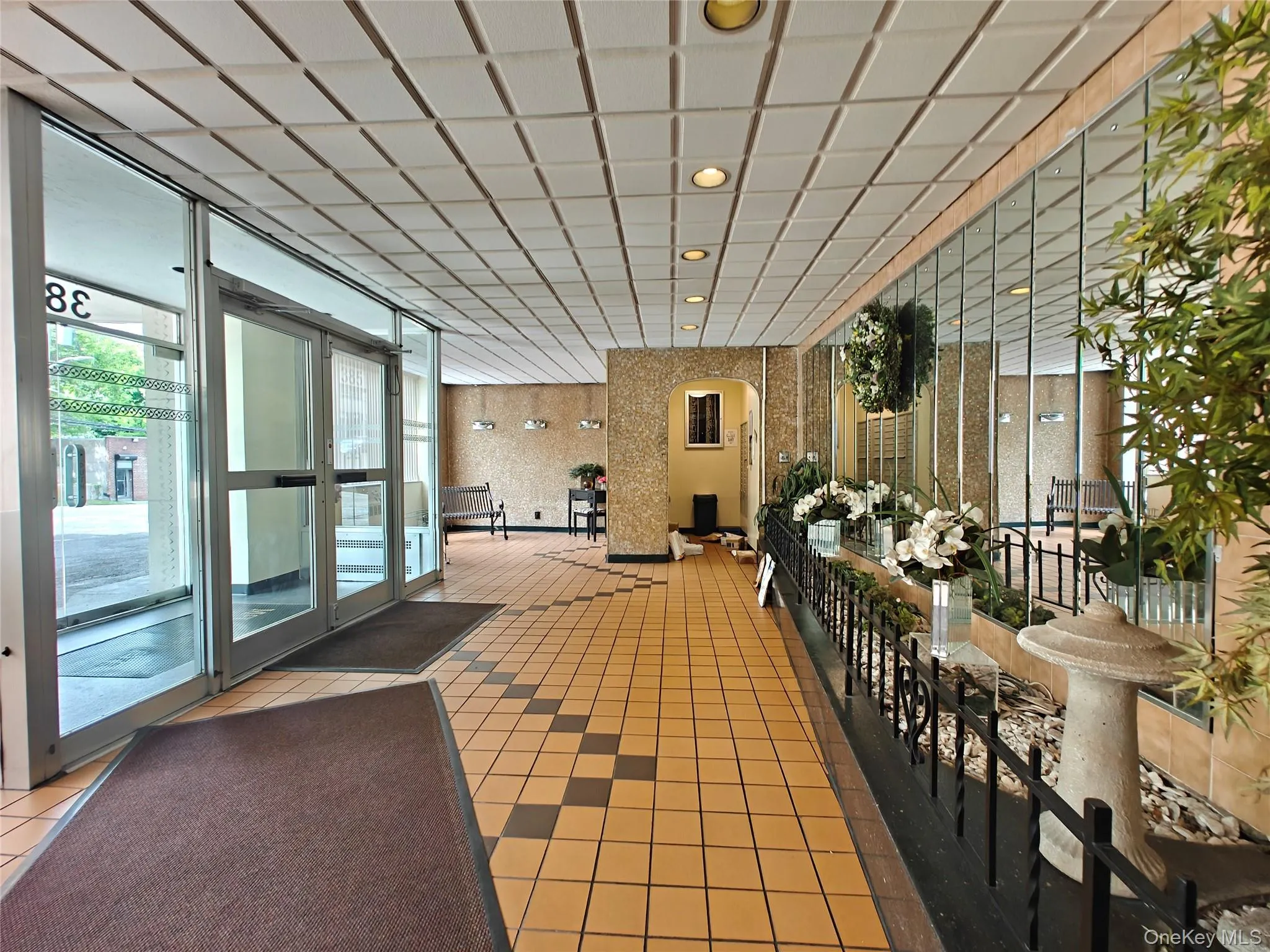 Lobby Lobby