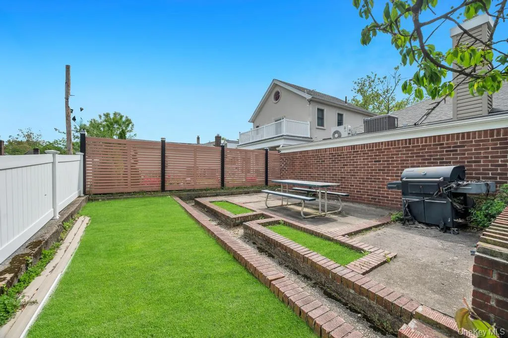 17504 50th Avenue, New York, NY, 2 Bedrooms Bedrooms, 6 Rooms Rooms,2 BathroomsBathrooms,Residential,For Rent,50th,0,998119 17504 50th Avenue, New York, NY, 2 Bedrooms Bedrooms, 6 Rooms Rooms,2 BathroomsBathrooms,Residential,For Rent,50th,0,998119