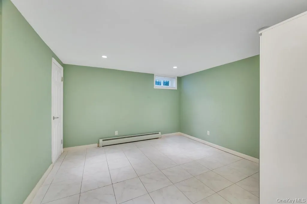 17504 50th Avenue, New York, NY, 2 Bedrooms Bedrooms, 6 Rooms Rooms,2 BathroomsBathrooms,Residential,For Rent,50th,0,998119 17504 50th Avenue, New York, NY, 2 Bedrooms Bedrooms, 6 Rooms Rooms,2 BathroomsBathrooms,Residential,For Rent,50th,0,998119