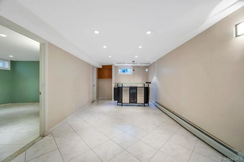 17504 50th Avenue, New York, NY, 2 Bedrooms Bedrooms, 6 Rooms Rooms,2 BathroomsBathrooms,Residential,For Rent,50th,0,998119 17504 50th Avenue, New York, NY, 2 Bedrooms Bedrooms, 6 Rooms Rooms,2 BathroomsBathrooms,Residential,For Rent,50th,0,998119