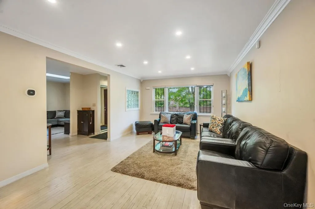 17504 50th Avenue, New York, NY, 2 Bedrooms Bedrooms, 6 Rooms Rooms,2 BathroomsBathrooms,Residential,For Rent,50th,0,998119 17504 50th Avenue, New York, NY, 2 Bedrooms Bedrooms, 6 Rooms Rooms,2 BathroomsBathrooms,Residential,For Rent,50th,0,998119