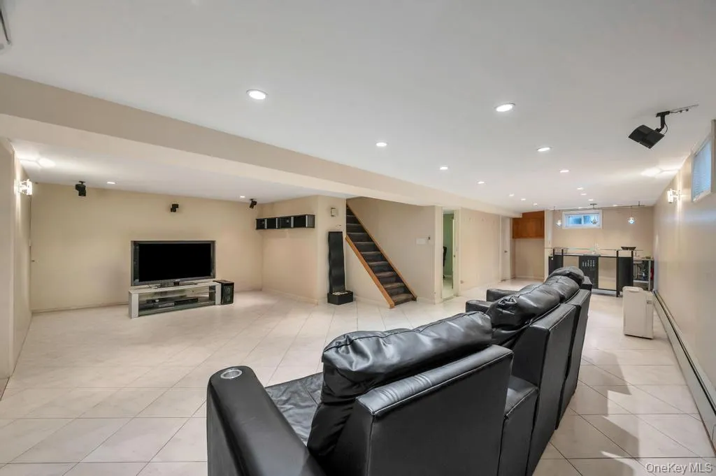 17504 50th Avenue, New York, NY, 2 Bedrooms Bedrooms, 6 Rooms Rooms,2 BathroomsBathrooms,Residential,For Rent,50th,0,998119 17504 50th Avenue, New York, NY, 2 Bedrooms Bedrooms, 6 Rooms Rooms,2 BathroomsBathrooms,Residential,For Rent,50th,0,998119