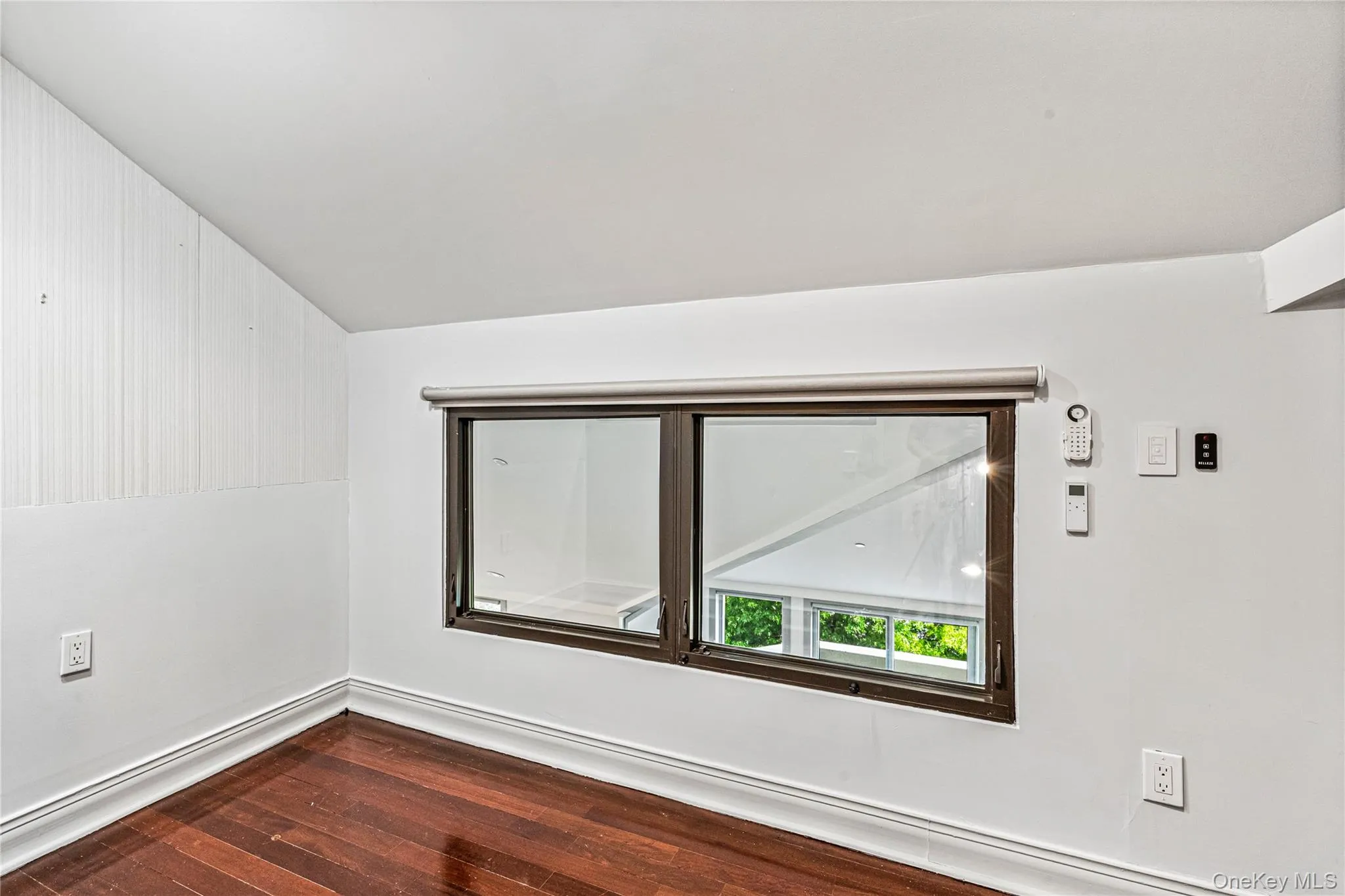 171 Great Neck Road, North Hempstead, NY, 2 Bedrooms Bedrooms, 7 Rooms Rooms,2 BathroomsBathrooms,Residential,For Rent,Great Neck,0,998121 171 Great Neck Road, North Hempstead, NY, 2 Bedrooms Bedrooms, 7 Rooms Rooms,2 BathroomsBathrooms,Residential,For Rent,Great Neck,0,998121