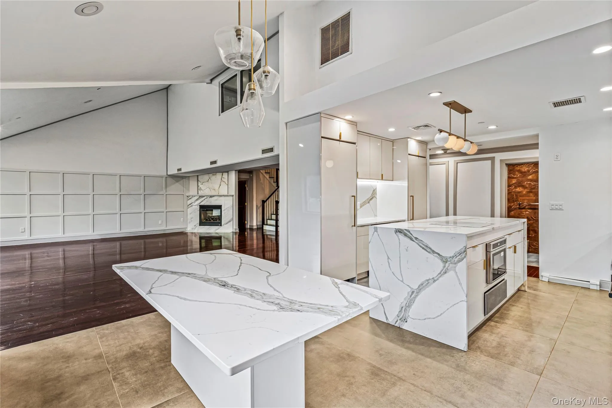 171 Great Neck Road, North Hempstead, NY, 2 Bedrooms Bedrooms, 7 Rooms Rooms,2 BathroomsBathrooms,Residential,For Rent,Great Neck,0,998121 171 Great Neck Road, North Hempstead, NY, 2 Bedrooms Bedrooms, 7 Rooms Rooms,2 BathroomsBathrooms,Residential,For Rent,Great Neck,0,998121