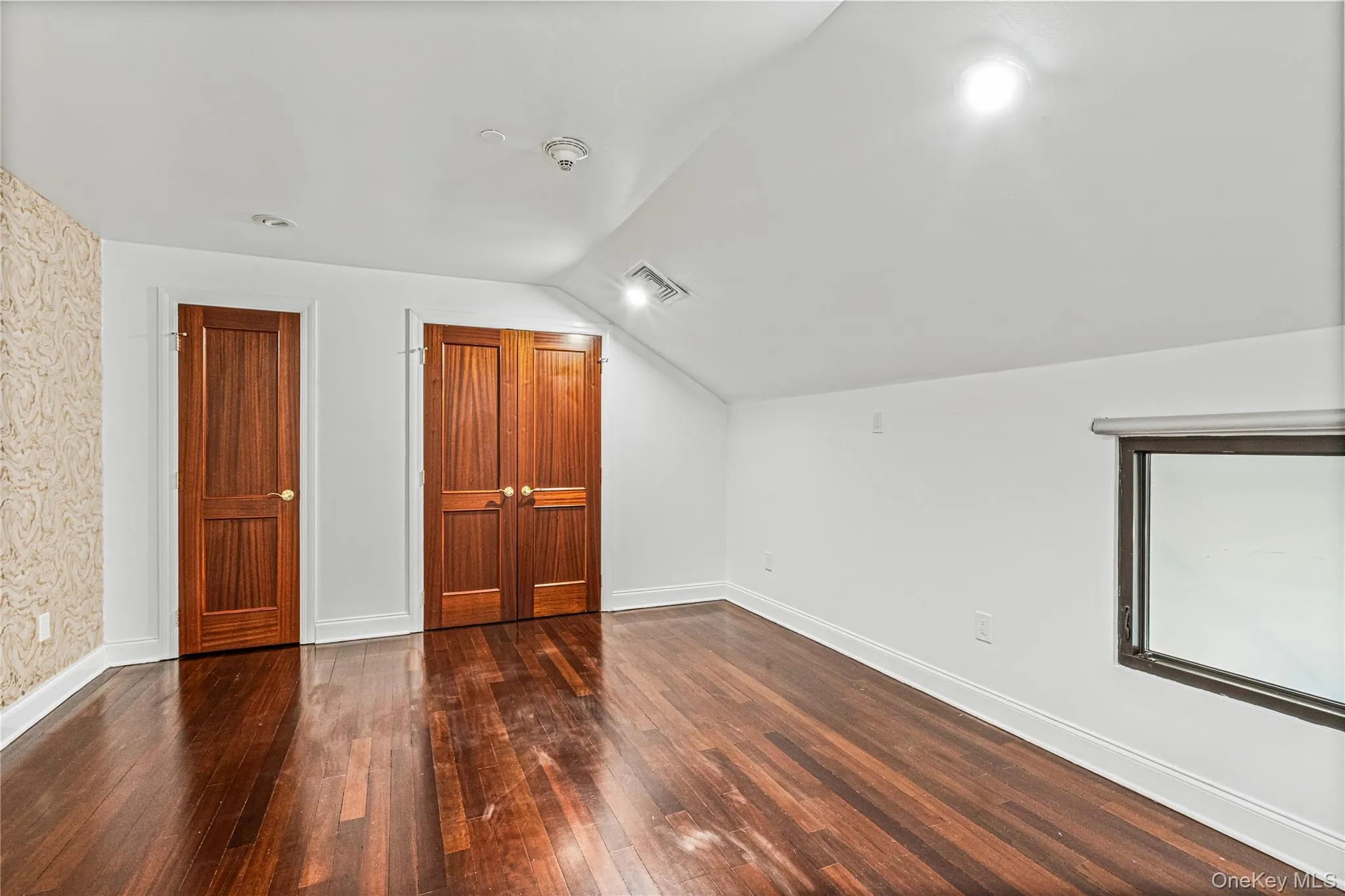171 Great Neck Road, North Hempstead, NY, 2 Bedrooms Bedrooms, 7 Rooms Rooms,2 BathroomsBathrooms,Residential,For Rent,Great Neck,0,998121 171 Great Neck Road, North Hempstead, NY, 2 Bedrooms Bedrooms, 7 Rooms Rooms,2 BathroomsBathrooms,Residential,For Rent,Great Neck,0,998121