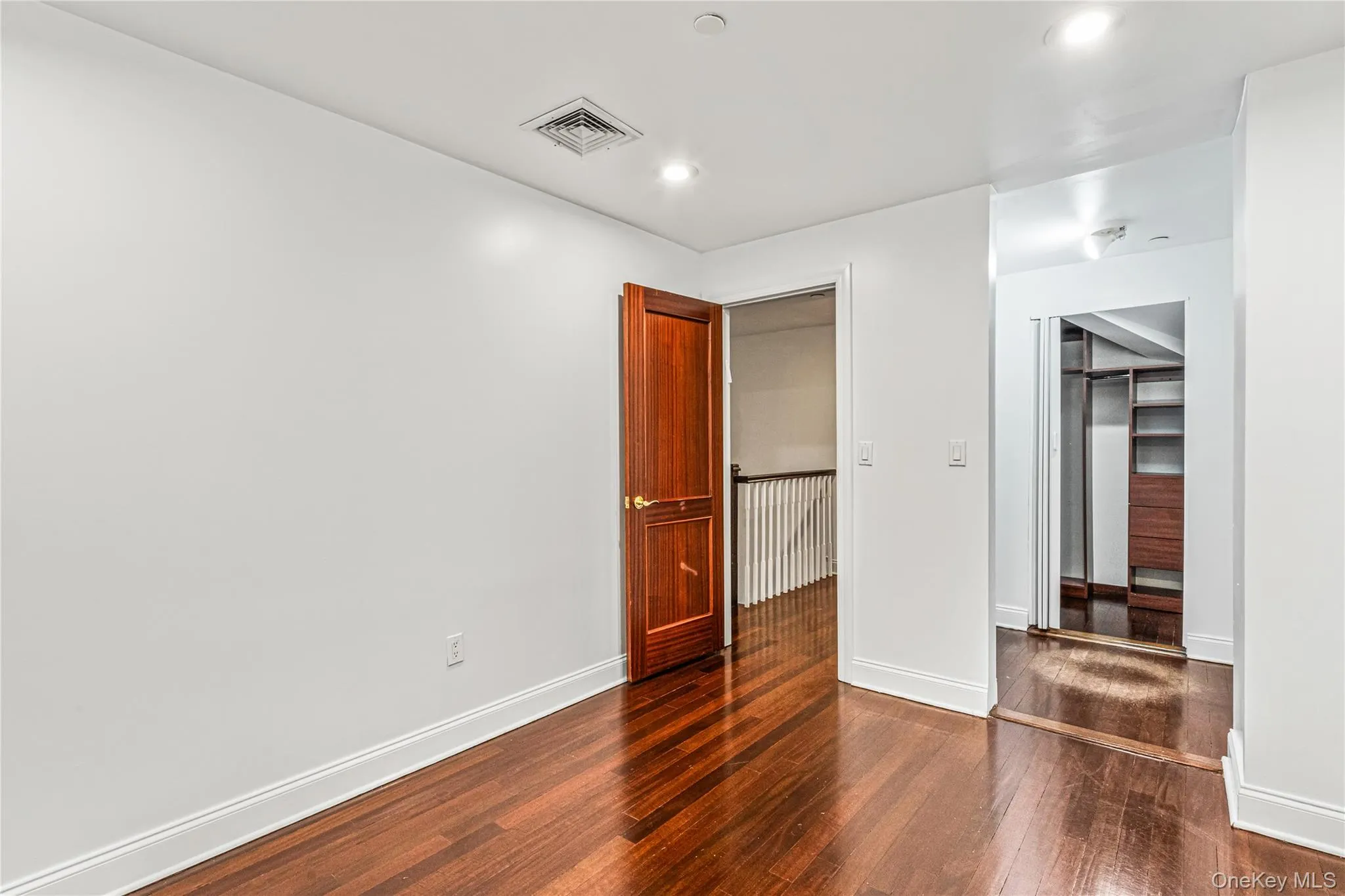 171 Great Neck Road, North Hempstead, NY, 2 Bedrooms Bedrooms, 7 Rooms Rooms,2 BathroomsBathrooms,Residential,For Rent,Great Neck,0,998121 171 Great Neck Road, North Hempstead, NY, 2 Bedrooms Bedrooms, 7 Rooms Rooms,2 BathroomsBathrooms,Residential,For Rent,Great Neck,0,998121