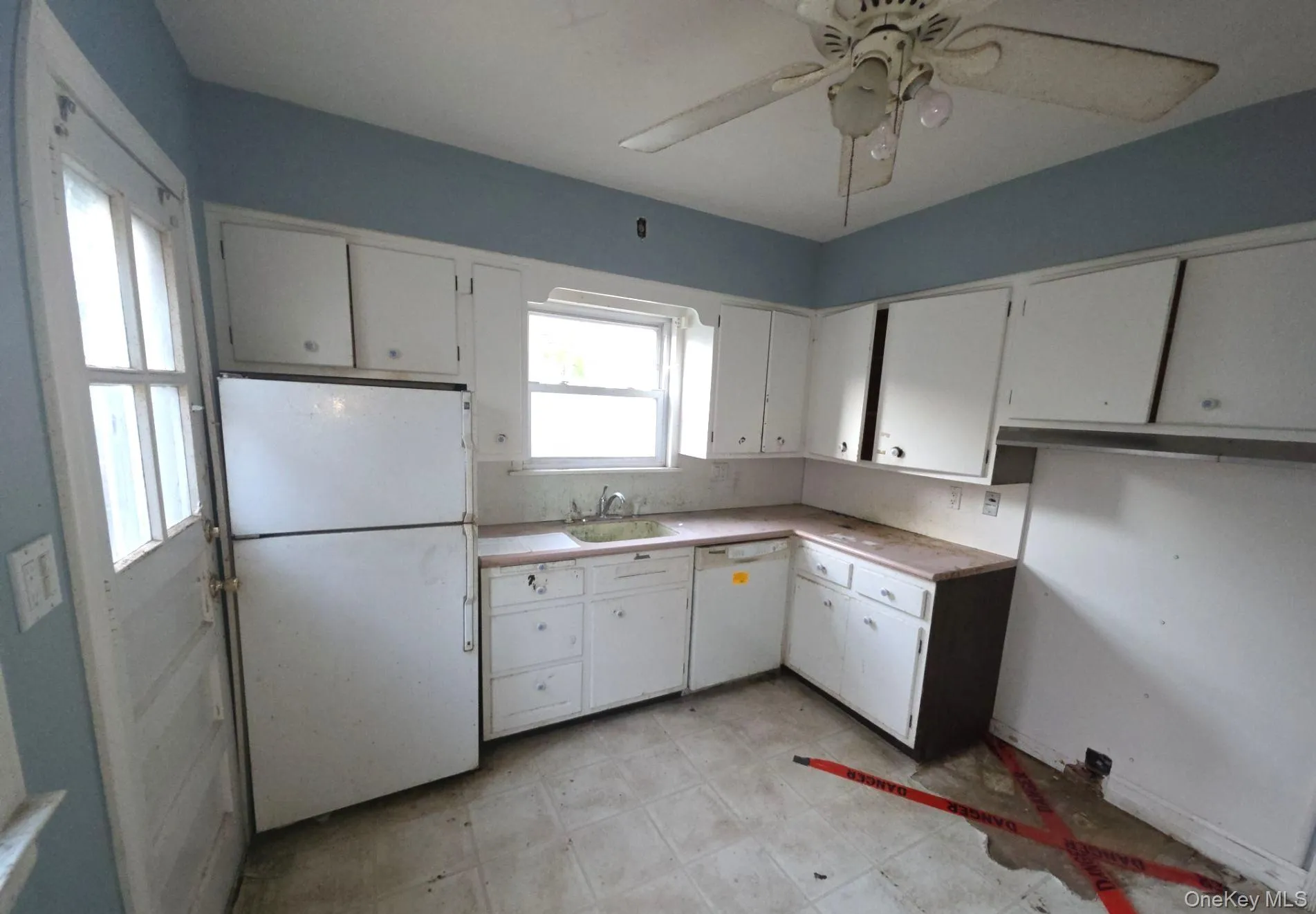 611 Lakeview Avenue, Hempstead, NY, 4 Bedrooms Bedrooms, 8 Rooms Rooms,3 BathroomsBathrooms,Residential,For Rent,Lakeview,0,998124 611 Lakeview Avenue, Hempstead, NY, 4 Bedrooms Bedrooms, 8 Rooms Rooms,3 BathroomsBathrooms,Residential,For Rent,Lakeview,0,998124