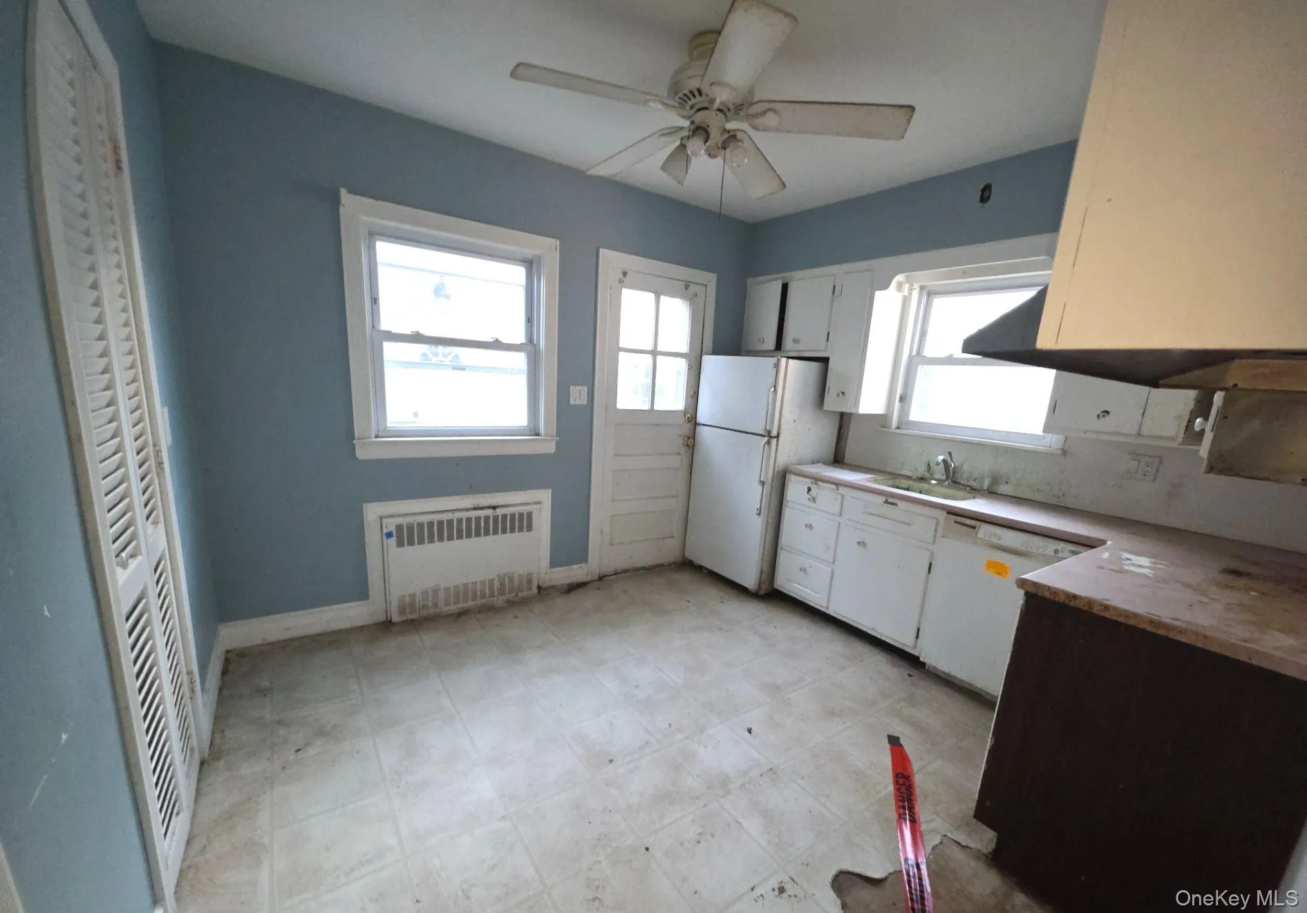 611 Lakeview Avenue, Hempstead, NY, 4 Bedrooms Bedrooms, 8 Rooms Rooms,3 BathroomsBathrooms,Residential,For Rent,Lakeview,0,998124 611 Lakeview Avenue, Hempstead, NY, 4 Bedrooms Bedrooms, 8 Rooms Rooms,3 BathroomsBathrooms,Residential,For Rent,Lakeview,0,998124