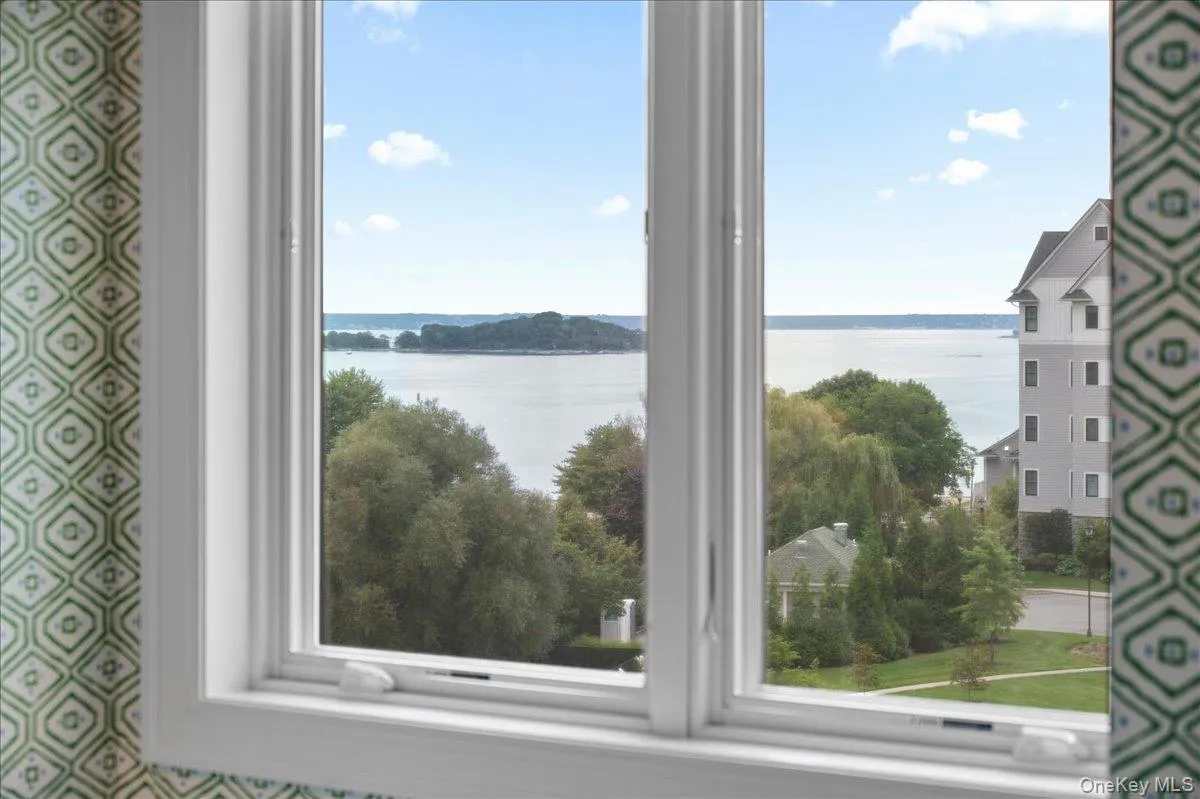 710 Davenport Avenue, New Rochelle, NY, 3 Bedrooms Bedrooms, 6 Rooms Rooms,2 BathroomsBathrooms,Residential,For Rent,Davenport,0,998125 710 Davenport Avenue, New Rochelle, NY, 3 Bedrooms Bedrooms, 6 Rooms Rooms,2 BathroomsBathrooms,Residential,For Rent,Davenport,0,998125