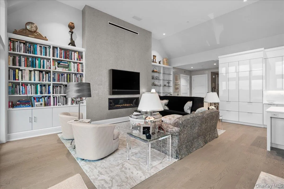 710 Davenport Avenue, New Rochelle, NY, 3 Bedrooms Bedrooms, 6 Rooms Rooms,2 BathroomsBathrooms,Residential,For Rent,Davenport,0,998125 710 Davenport Avenue, New Rochelle, NY, 3 Bedrooms Bedrooms, 6 Rooms Rooms,2 BathroomsBathrooms,Residential,For Rent,Davenport,0,998125