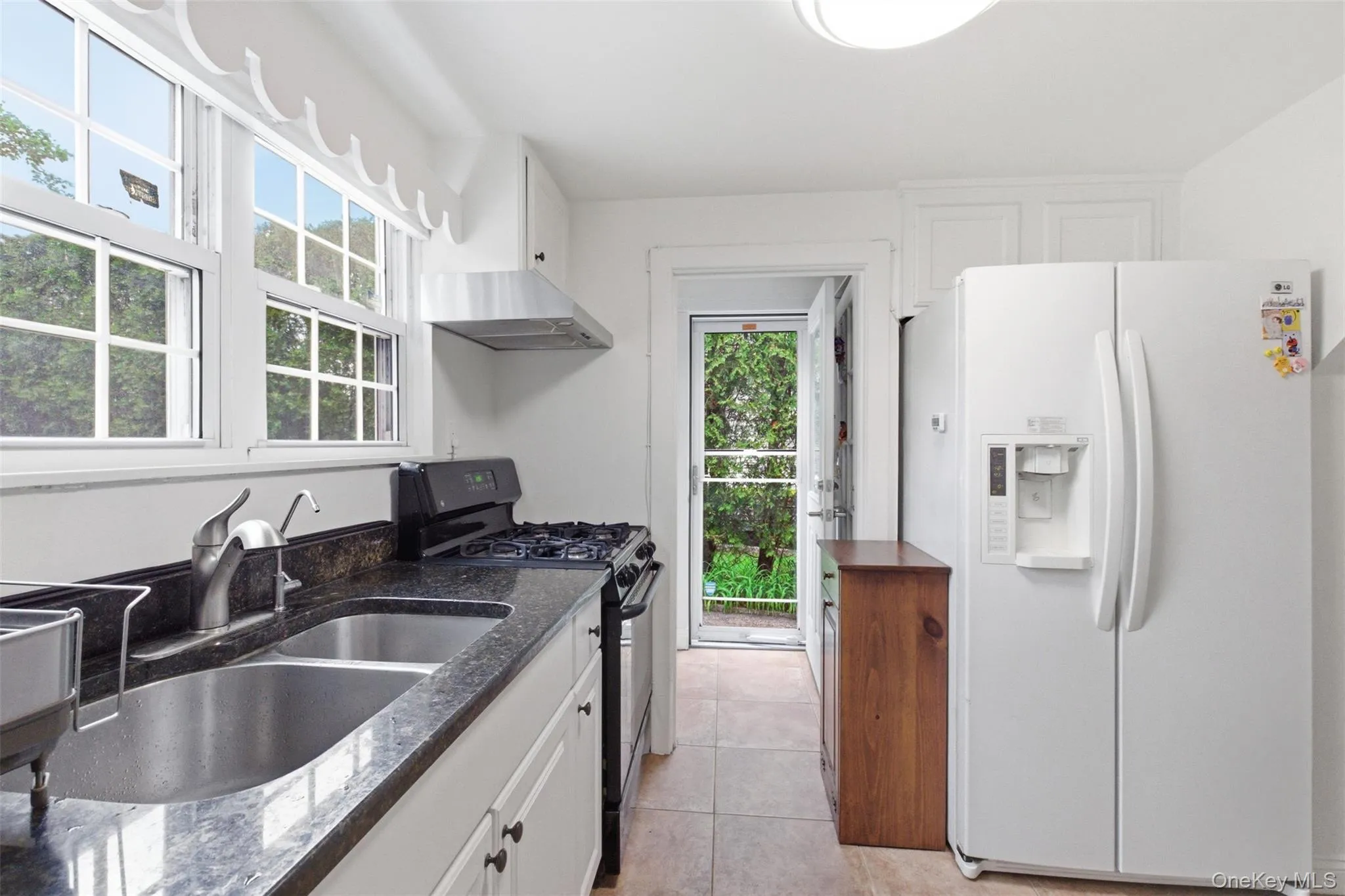 47 Onderdonk Avenue, North Hempstead, NY, 2 Bedrooms Bedrooms, 6 Rooms Rooms,1 BathroomBathrooms,Residential,For Rent,Onderdonk,0,998126 47 Onderdonk Avenue, North Hempstead, NY, 2 Bedrooms Bedrooms, 6 Rooms Rooms,1 BathroomBathrooms,Residential,For Rent,Onderdonk,0,998126