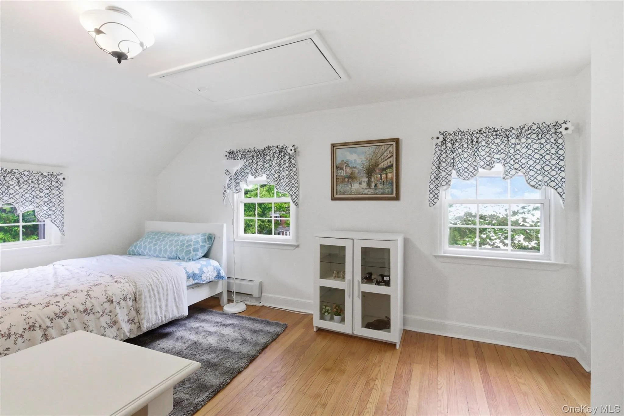 47 Onderdonk Avenue, North Hempstead, NY, 2 Bedrooms Bedrooms, 6 Rooms Rooms,1 BathroomBathrooms,Residential,For Rent,Onderdonk,0,998126 47 Onderdonk Avenue, North Hempstead, NY, 2 Bedrooms Bedrooms, 6 Rooms Rooms,1 BathroomBathrooms,Residential,For Rent,Onderdonk,0,998126