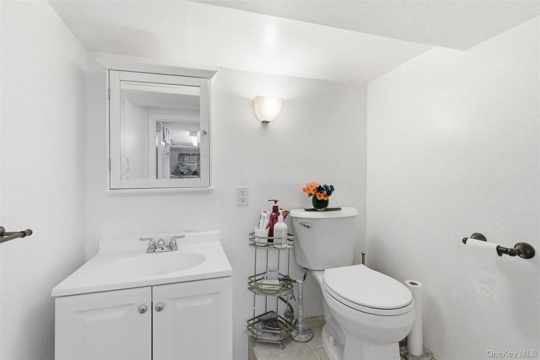 47 Onderdonk Avenue, North Hempstead, NY, 2 Bedrooms Bedrooms, 6 Rooms Rooms,1 BathroomBathrooms,Residential,For Rent,Onderdonk,0,998126 47 Onderdonk Avenue, North Hempstead, NY, 2 Bedrooms Bedrooms, 6 Rooms Rooms,1 BathroomBathrooms,Residential,For Rent,Onderdonk,0,998126