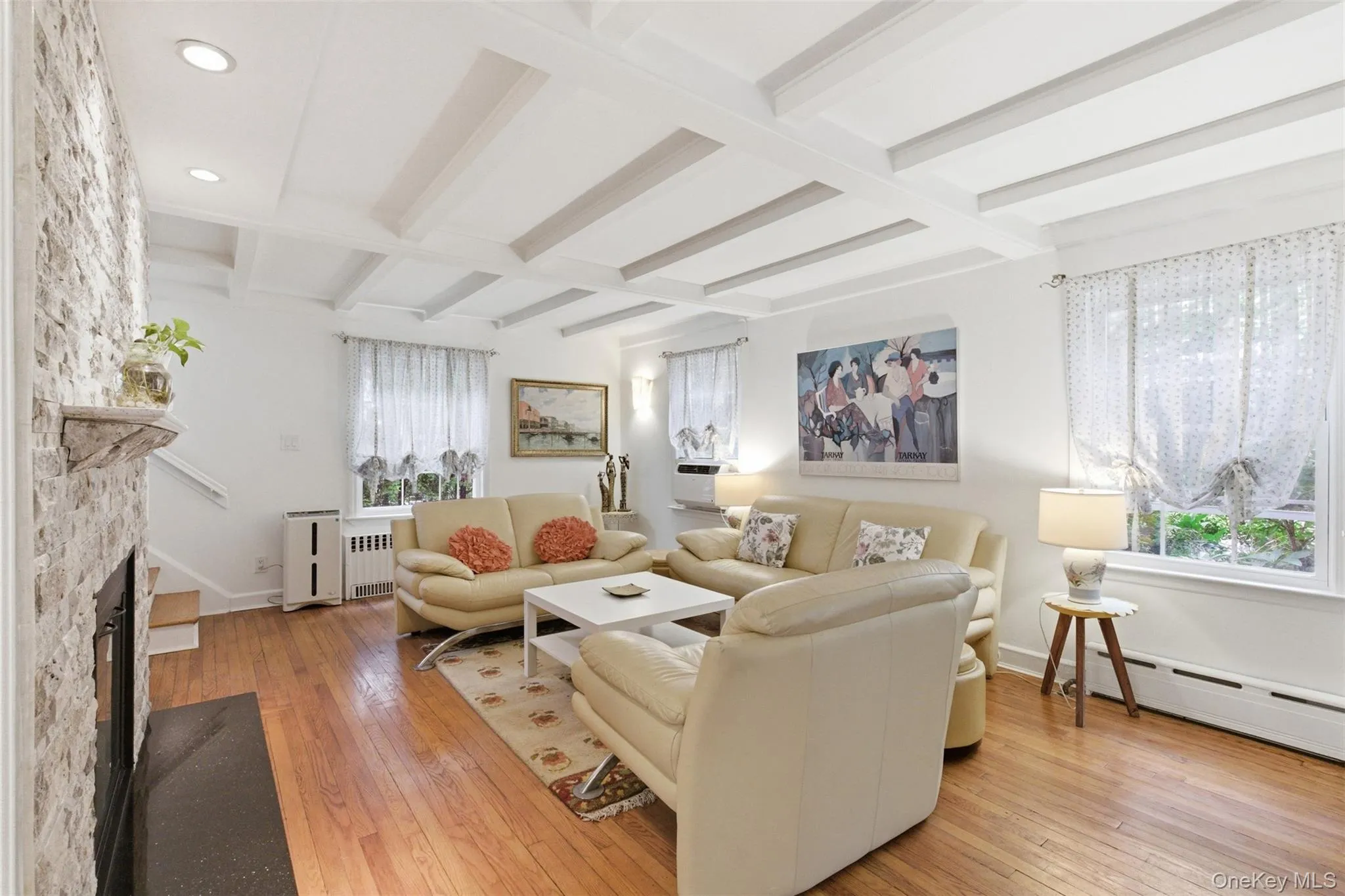 47 Onderdonk Avenue, North Hempstead, NY, 2 Bedrooms Bedrooms, 6 Rooms Rooms,1 BathroomBathrooms,Residential,For Rent,Onderdonk,0,998126 47 Onderdonk Avenue, North Hempstead, NY, 2 Bedrooms Bedrooms, 6 Rooms Rooms,1 BathroomBathrooms,Residential,For Rent,Onderdonk,0,998126