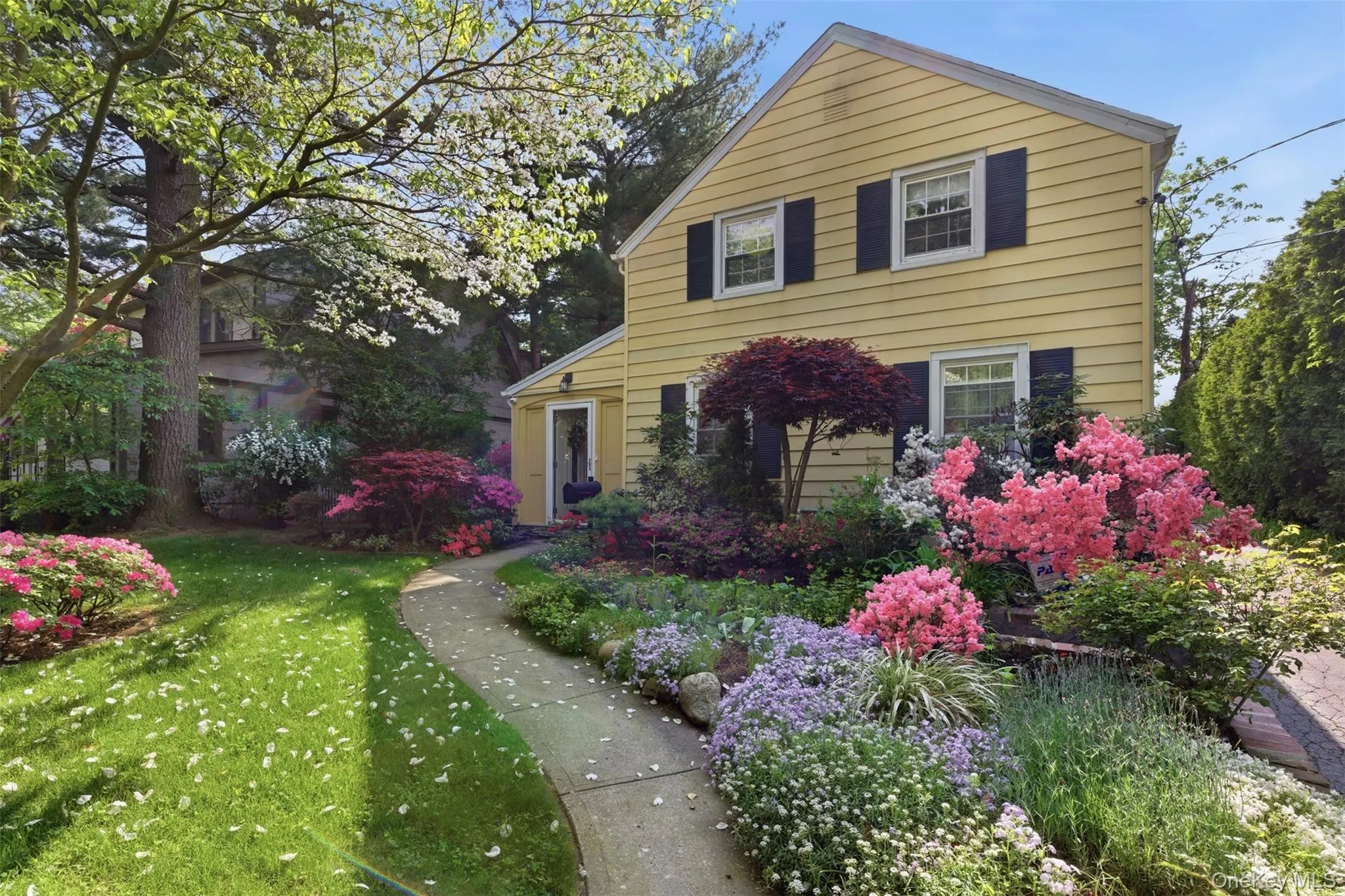 47 Onderdonk Avenue, North Hempstead, NY, 2 Bedrooms Bedrooms, 6 Rooms Rooms,1 BathroomBathrooms,Residential,For Rent,Onderdonk,0,KEY998126 47 Onderdonk Avenue, North Hempstead, NY, 2 Bedrooms Bedrooms, 6 Rooms Rooms,1 BathroomBathrooms,Residential,For Rent,Onderdonk,0,KEY998126