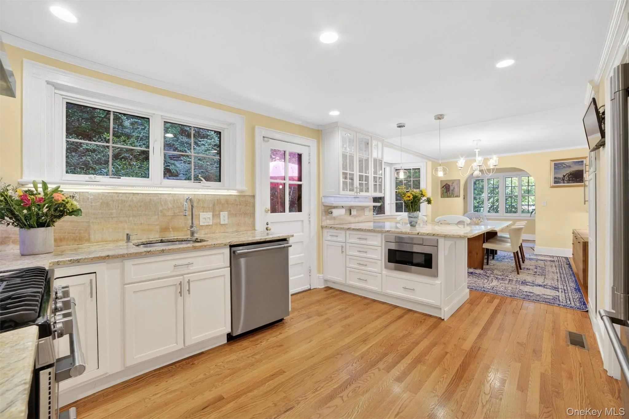 77 Edgemont Road, Greenburgh, NY, 4 Bedrooms Bedrooms, 8 Rooms Rooms,2 BathroomsBathrooms,Residential,For Rent,Edgemont,0,998132 77 Edgemont Road, Greenburgh, NY, 4 Bedrooms Bedrooms, 8 Rooms Rooms,2 BathroomsBathrooms,Residential,For Rent,Edgemont,0,998132