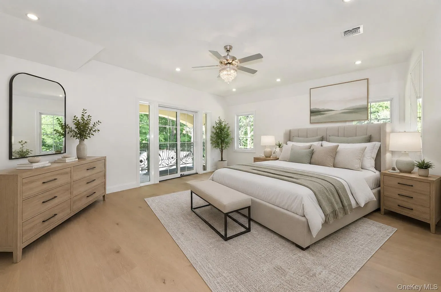 Virtual staged Virtual staged
