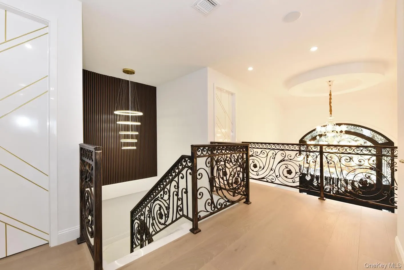 33 Parkway Drive, North Hempstead, NY, 6 Bedrooms Bedrooms, 12 Rooms Rooms,6 BathroomsBathrooms,Residential,For Rent,Parkway,0,998133 33 Parkway Drive, North Hempstead, NY, 6 Bedrooms Bedrooms, 12 Rooms Rooms,6 BathroomsBathrooms,Residential,For Rent,Parkway,0,998133