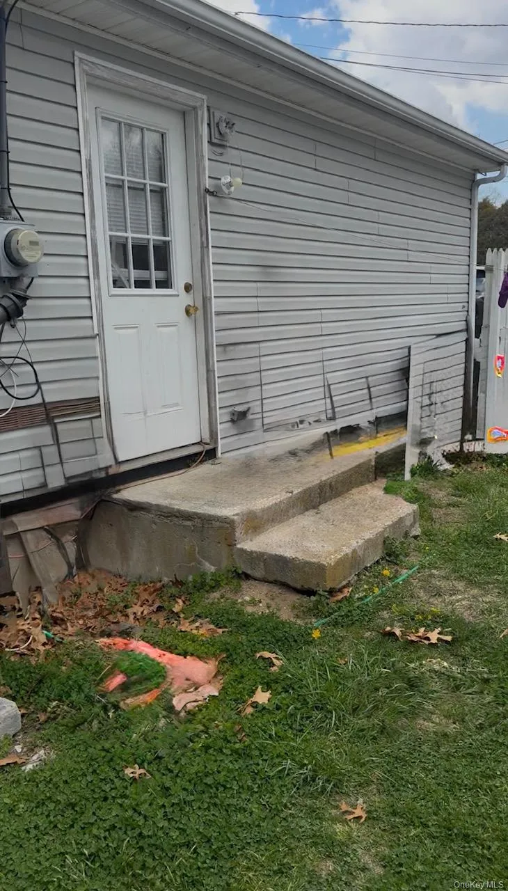 158 William Floyd Parkway, Brookhaven, NY, 3 Bedrooms Bedrooms, 5 Rooms Rooms,3 BathroomsBathrooms,Residential,For Rent,William Floyd,0,KEY998135 158 William Floyd Parkway, Brookhaven, NY, 3 Bedrooms Bedrooms, 5 Rooms Rooms,3 BathroomsBathrooms,Residential,For Rent,William Floyd,0,KEY998135