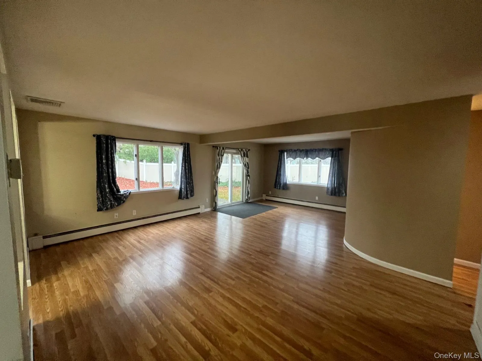7 Wicket Street, Brookhaven, NY, 4 Bedrooms Bedrooms, 7 Rooms Rooms,4 BathroomsBathrooms,Residential Lease,For Rent,Wicket,0,998143 7 Wicket Street, Brookhaven, NY, 4 Bedrooms Bedrooms, 7 Rooms Rooms,4 BathroomsBathrooms,Residential Lease,For Rent,Wicket,0,998143