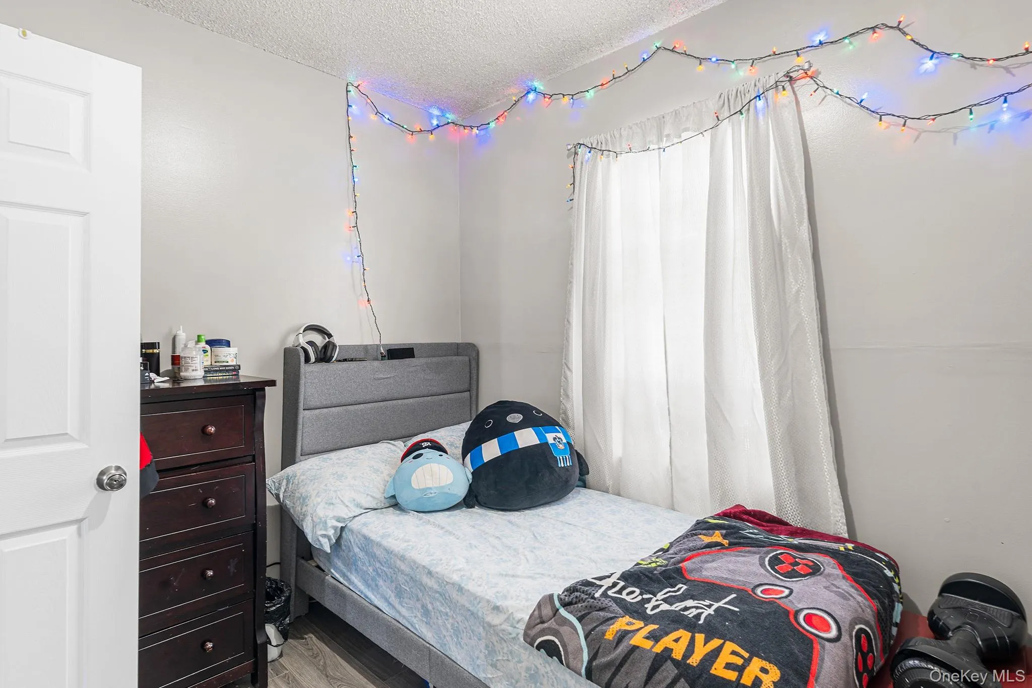 425 Beach 46th Street, New York, NY, 3 Bedrooms Bedrooms, 5 Rooms Rooms,1 BathroomBathrooms,Residential Sale,For Rent,Beach 46th,0,998146 425 Beach 46th Street, New York, NY, 3 Bedrooms Bedrooms, 5 Rooms Rooms,1 BathroomBathrooms,Residential Sale,For Rent,Beach 46th,0,998146