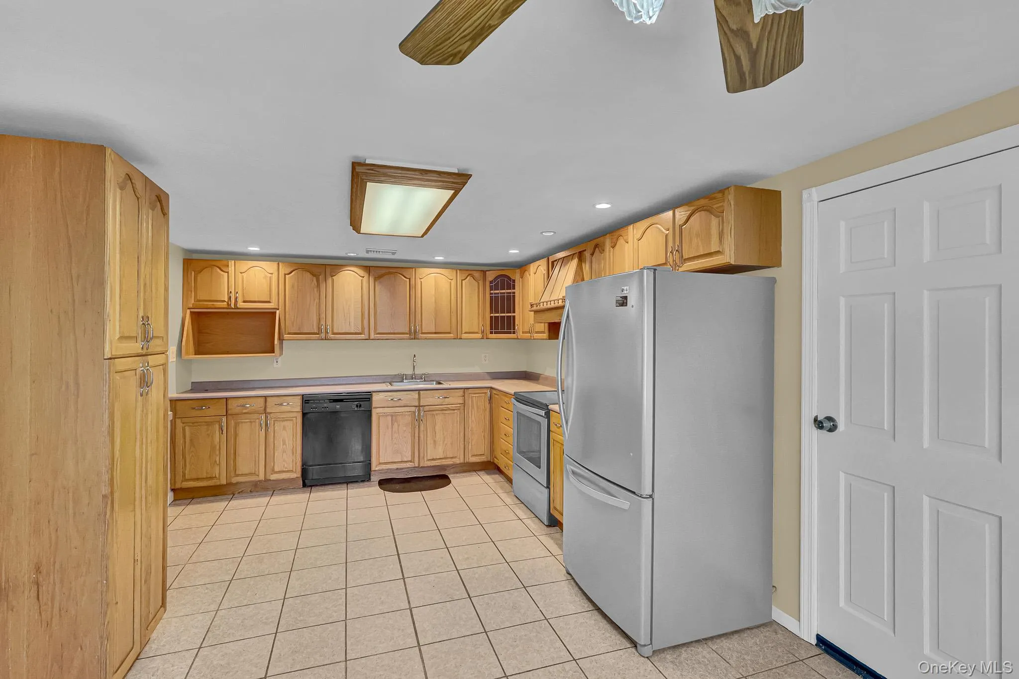 54 College Hills Drive, Brookhaven, NY, 3 Bedrooms Bedrooms, 6 Rooms Rooms,1 BathroomBathrooms,Residential,For Rent,College Hills,0,998151 54 College Hills Drive, Brookhaven, NY, 3 Bedrooms Bedrooms, 6 Rooms Rooms,1 BathroomBathrooms,Residential,For Rent,College Hills,0,998151