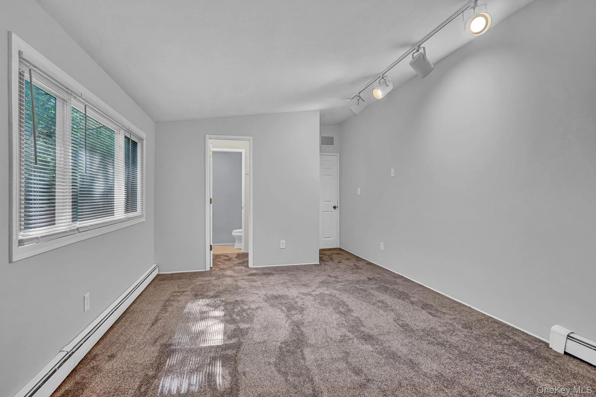 54 College Hills Drive, Brookhaven, NY, 3 Bedrooms Bedrooms, 6 Rooms Rooms,1 BathroomBathrooms,Residential,For Rent,College Hills,0,998151 54 College Hills Drive, Brookhaven, NY, 3 Bedrooms Bedrooms, 6 Rooms Rooms,1 BathroomBathrooms,Residential,For Rent,College Hills,0,998151