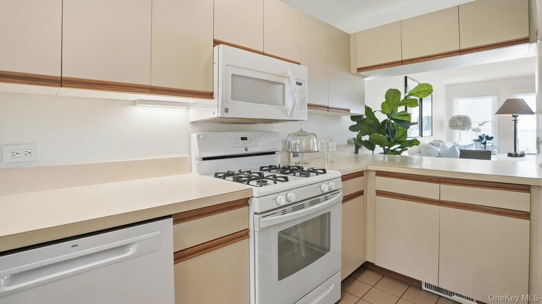 49 Canoe Place Road, Southampton, NY, 2 Bedrooms Bedrooms, 5 Rooms Rooms,2 BathroomsBathrooms,Residential,For Rent,Canoe Place,0,998154 49 Canoe Place Road, Southampton, NY, 2 Bedrooms Bedrooms, 5 Rooms Rooms,2 BathroomsBathrooms,Residential,For Rent,Canoe Place,0,998154