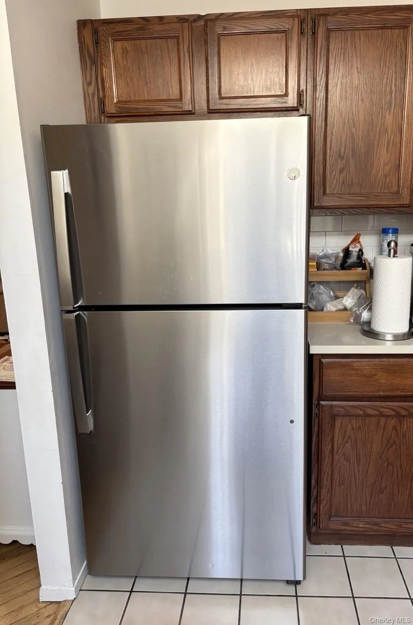70 Hickory Road, North Hempstead, NY, 2 Bedrooms Bedrooms, 5 Rooms Rooms,3 BathroomsBathrooms,Residential Lease,For Rent,Hickory,0,998157 70 Hickory Road, North Hempstead, NY, 2 Bedrooms Bedrooms, 5 Rooms Rooms,3 BathroomsBathrooms,Residential Lease,For Rent,Hickory,0,998157