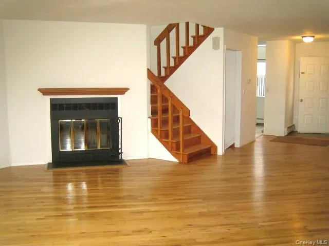 70 Hickory Road, North Hempstead, NY, 2 Bedrooms Bedrooms, 5 Rooms Rooms,3 BathroomsBathrooms,Residential Lease,For Rent,Hickory,0,998157 70 Hickory Road, North Hempstead, NY, 2 Bedrooms Bedrooms, 5 Rooms Rooms,3 BathroomsBathrooms,Residential Lease,For Rent,Hickory,0,998157