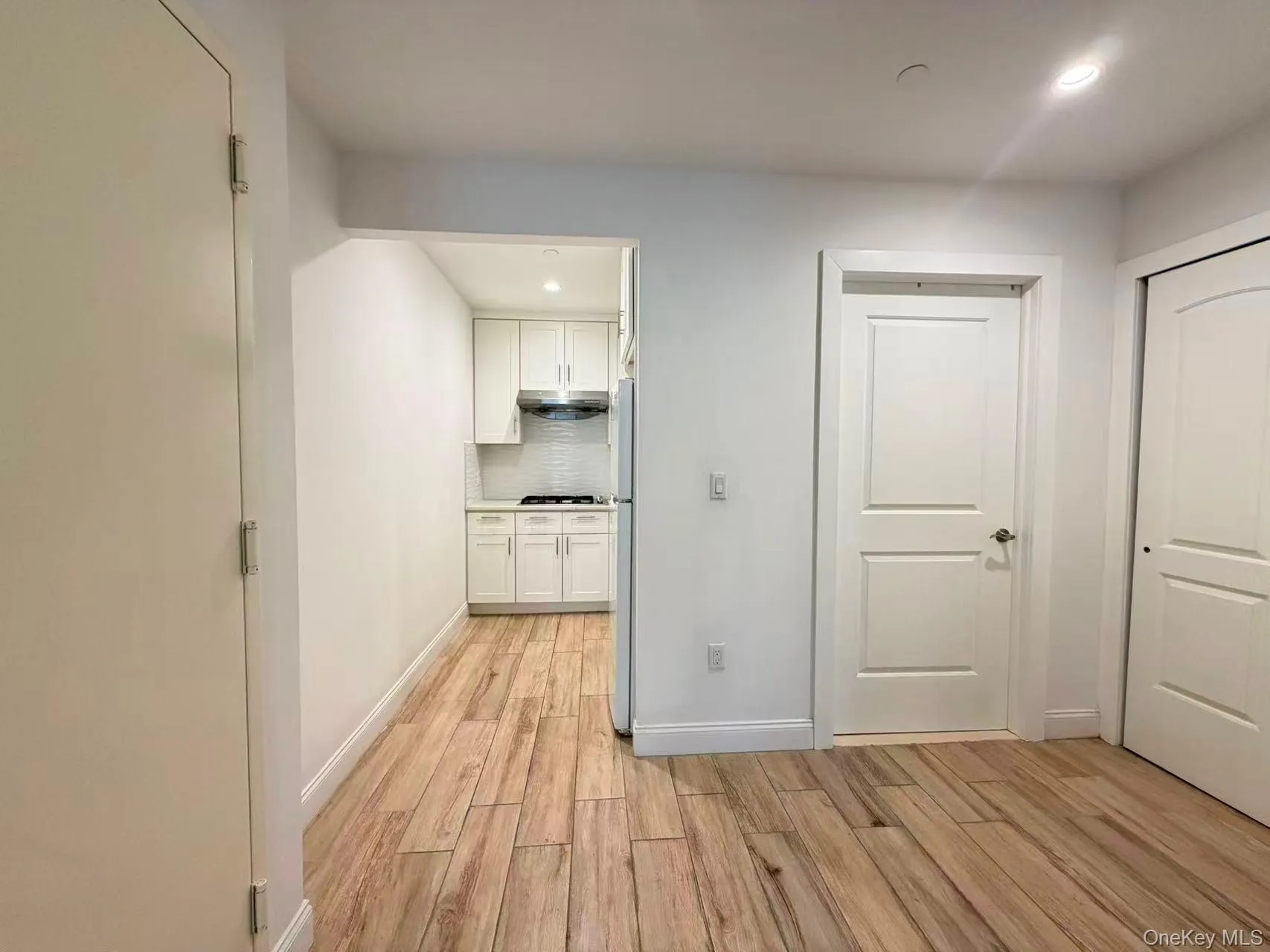136-20 Booth Memorial Avenue, New York, NY, 1 Bedroom Bedrooms, 4 Rooms Rooms,1 BathroomBathrooms,Residential,For Rent,Booth Memorial,0,998162 136-20 Booth Memorial Avenue, New York, NY, 1 Bedroom Bedrooms, 4 Rooms Rooms,1 BathroomBathrooms,Residential,For Rent,Booth Memorial,0,998162