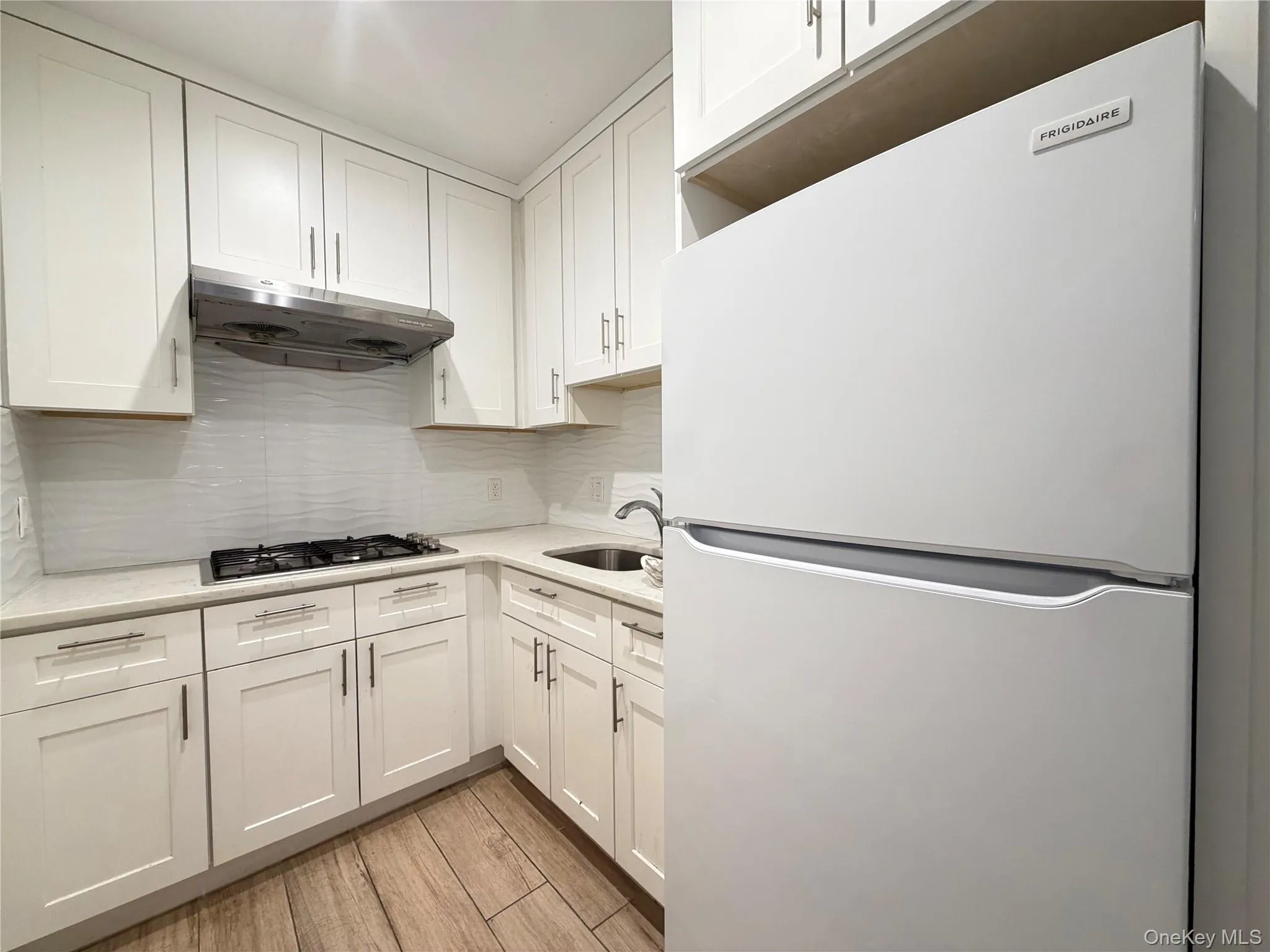136-20 Booth Memorial Avenue, New York, NY, 1 Bedroom Bedrooms, 4 Rooms Rooms,1 BathroomBathrooms,Residential,For Rent,Booth Memorial,0,998162 136-20 Booth Memorial Avenue, New York, NY, 1 Bedroom Bedrooms, 4 Rooms Rooms,1 BathroomBathrooms,Residential,For Rent,Booth Memorial,0,998162