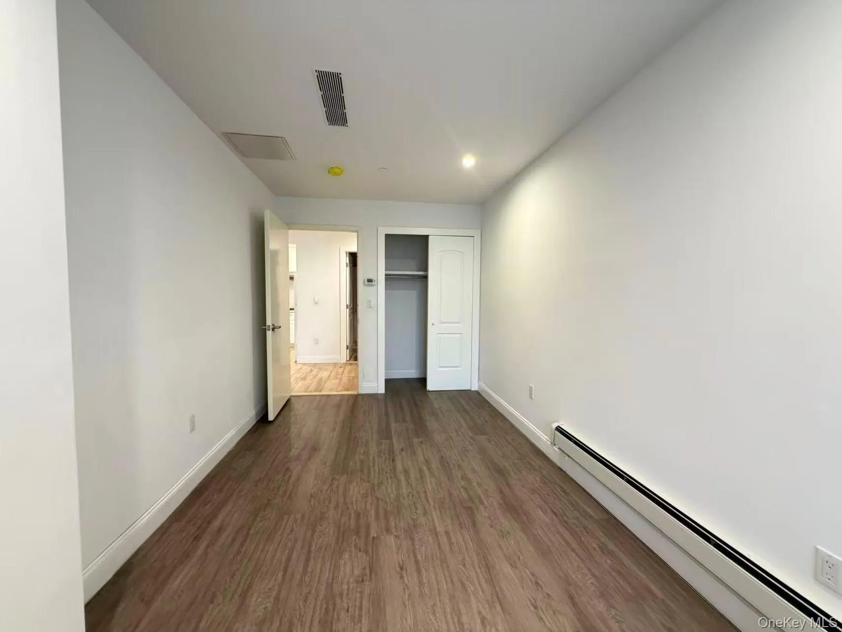 136-20 Booth Memorial Avenue, New York, NY, 1 Bedroom Bedrooms, 4 Rooms Rooms,1 BathroomBathrooms,Residential,For Rent,Booth Memorial,0,998162 136-20 Booth Memorial Avenue, New York, NY, 1 Bedroom Bedrooms, 4 Rooms Rooms,1 BathroomBathrooms,Residential,For Rent,Booth Memorial,0,998162
