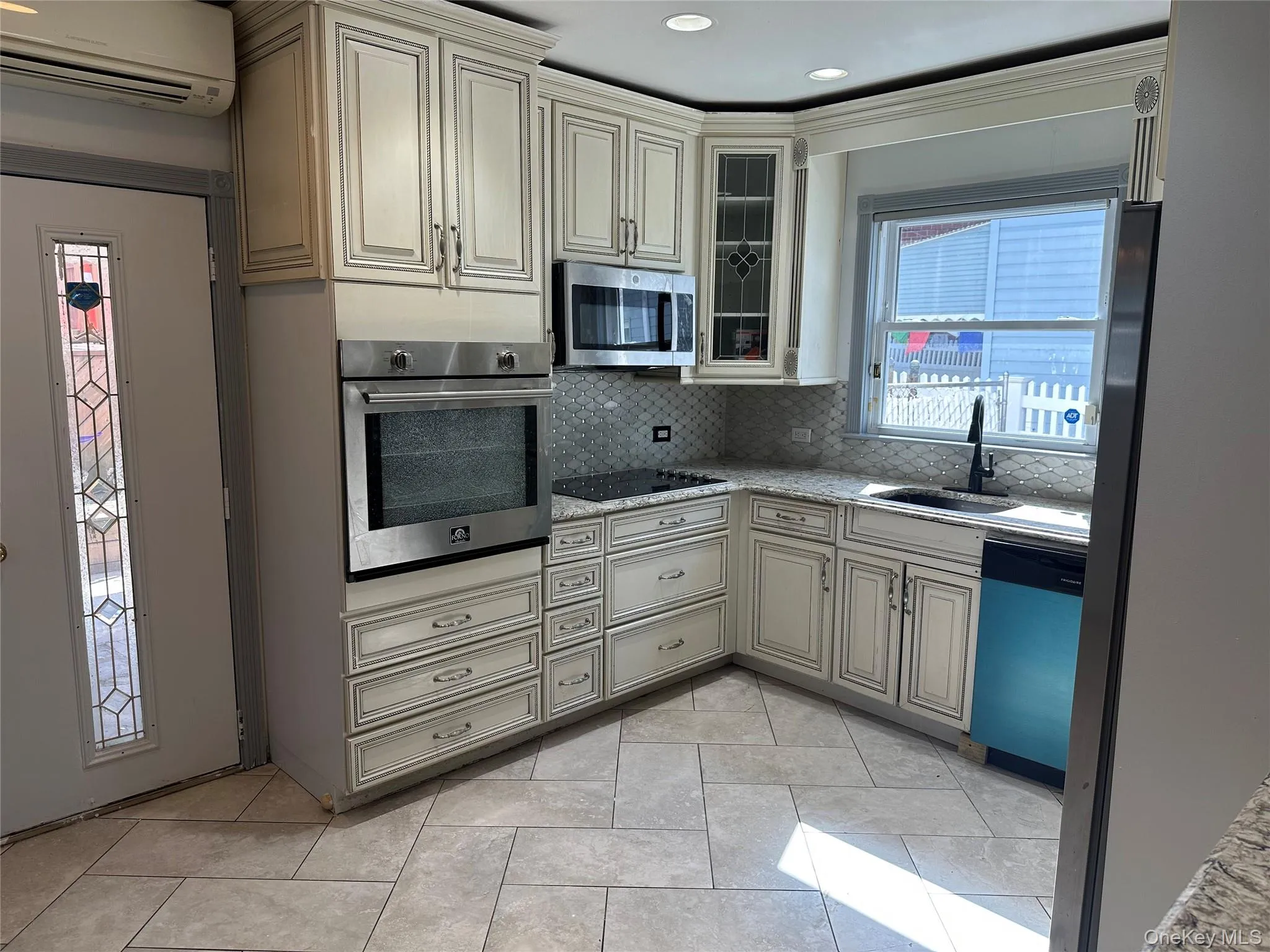 7332 53rd Road, New York, NY, 3 Bedrooms Bedrooms, 11 Rooms Rooms,1 BathroomBathrooms,Residential,For Rent,53rd,0,998167 7332 53rd Road, New York, NY, 3 Bedrooms Bedrooms, 11 Rooms Rooms,1 BathroomBathrooms,Residential,For Rent,53rd,0,998167