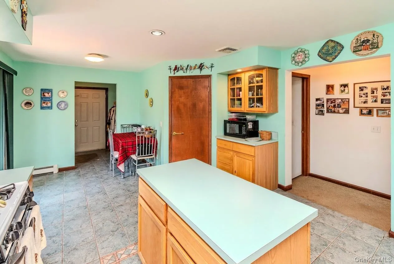 31 Josephs Drive, Saugerties, NY, 3 Bedrooms Bedrooms, 6 Rooms Rooms,2 BathroomsBathrooms,Residential,For Rent,Josephs,0,998169 31 Josephs Drive, Saugerties, NY, 3 Bedrooms Bedrooms, 6 Rooms Rooms,2 BathroomsBathrooms,Residential,For Rent,Josephs,0,998169