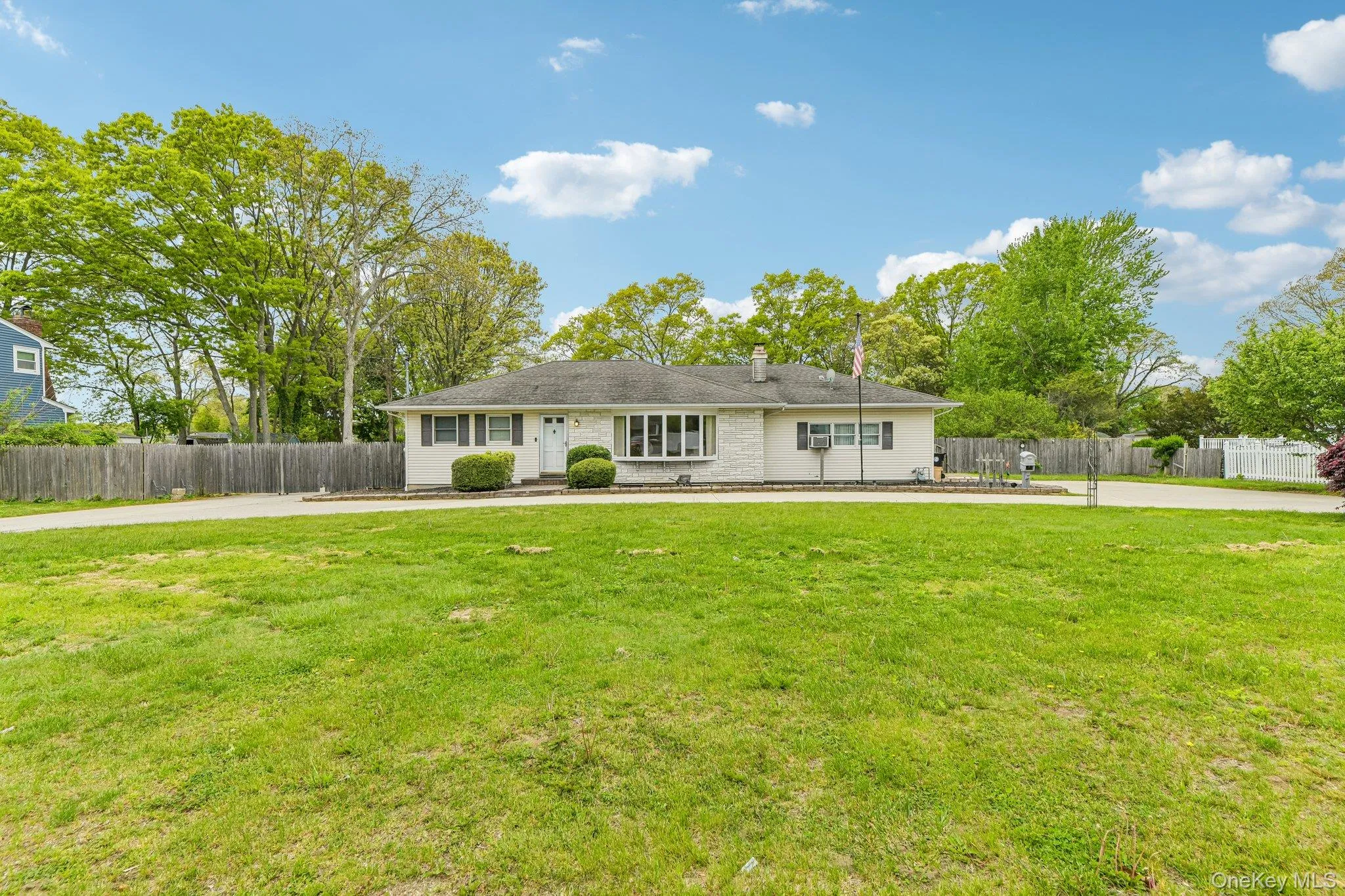 1374 Saxon Avenue, Islip, NY, 4 Bedrooms Bedrooms, 8 Rooms Rooms,2 BathroomsBathrooms,Residential Sale,For Rent,Saxon,0,998177 1374 Saxon Avenue, Islip, NY, 4 Bedrooms Bedrooms, 8 Rooms Rooms,2 BathroomsBathrooms,Residential Sale,For Rent,Saxon,0,998177