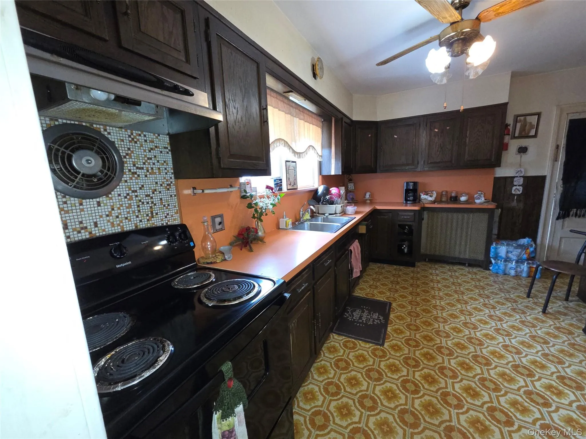 208 Grand Avenue, Poughkeepsie, NY, 3 Bedrooms Bedrooms, 7 Rooms Rooms,1 BathroomBathrooms,Residential Sale,For Rent,Grand,0,998179 208 Grand Avenue, Poughkeepsie, NY, 3 Bedrooms Bedrooms, 7 Rooms Rooms,1 BathroomBathrooms,Residential Sale,For Rent,Grand,0,998179
