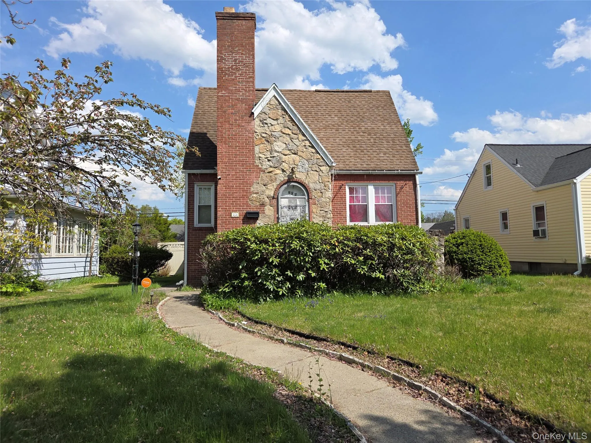 208 Grand Avenue, Poughkeepsie, NY, 3 Bedrooms Bedrooms, 7 Rooms Rooms,1 BathroomBathrooms,Residential Sale,For Rent,Grand,0,998179 208 Grand Avenue, Poughkeepsie, NY, 3 Bedrooms Bedrooms, 7 Rooms Rooms,1 BathroomBathrooms,Residential Sale,For Rent,Grand,0,998179
