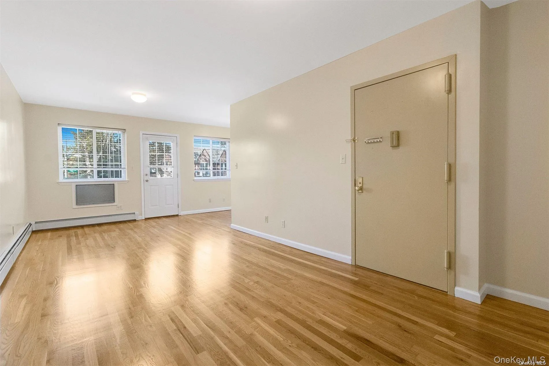 65-45 110th Street, New York, NY, 2 Bedrooms Bedrooms, 6 Rooms Rooms,2 BathroomsBathrooms,Residential Lease,For Rent,110th,0,998187 65-45 110th Street, New York, NY, 2 Bedrooms Bedrooms, 6 Rooms Rooms,2 BathroomsBathrooms,Residential Lease,For Rent,110th,0,998187