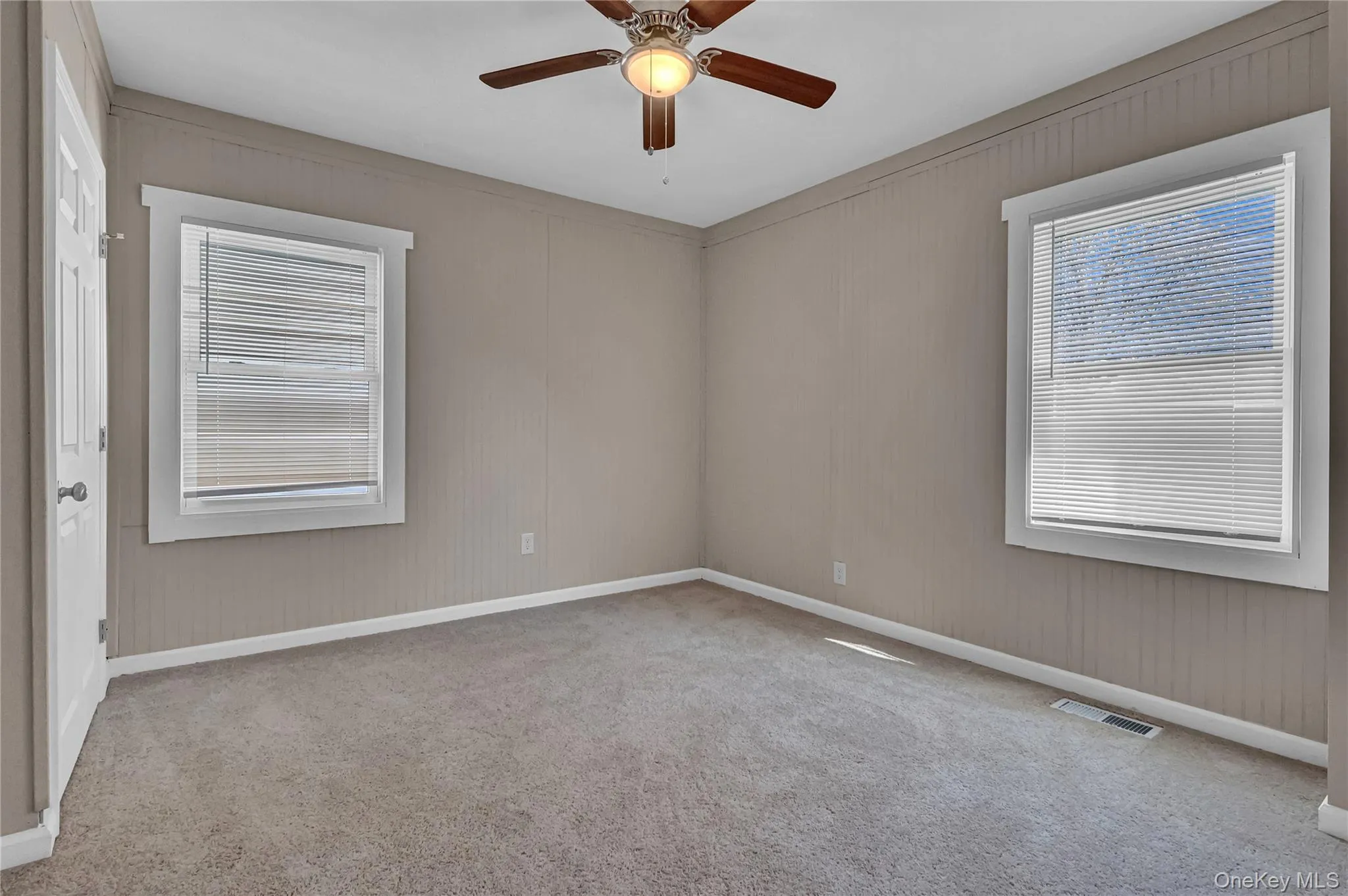 46 Rockledge Drive, Brookhaven, NY, 4 Bedrooms Bedrooms, 6 Rooms Rooms,2 BathroomsBathrooms,Residential,For Rent,Rockledge,0,998190 46 Rockledge Drive, Brookhaven, NY, 4 Bedrooms Bedrooms, 6 Rooms Rooms,2 BathroomsBathrooms,Residential,For Rent,Rockledge,0,998190