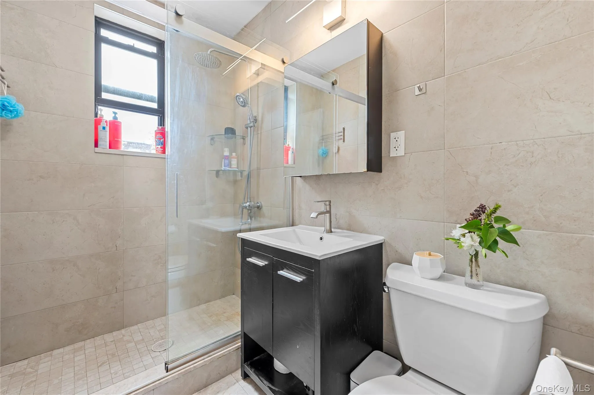 142-15 26th Avenue, New York, NY, 3 Bedrooms Bedrooms, 6 Rooms Rooms,1 BathroomBathrooms,Residential Sale,For Rent,26th,0,998191 142-15 26th Avenue, New York, NY, 3 Bedrooms Bedrooms, 6 Rooms Rooms,1 BathroomBathrooms,Residential Sale,For Rent,26th,0,998191