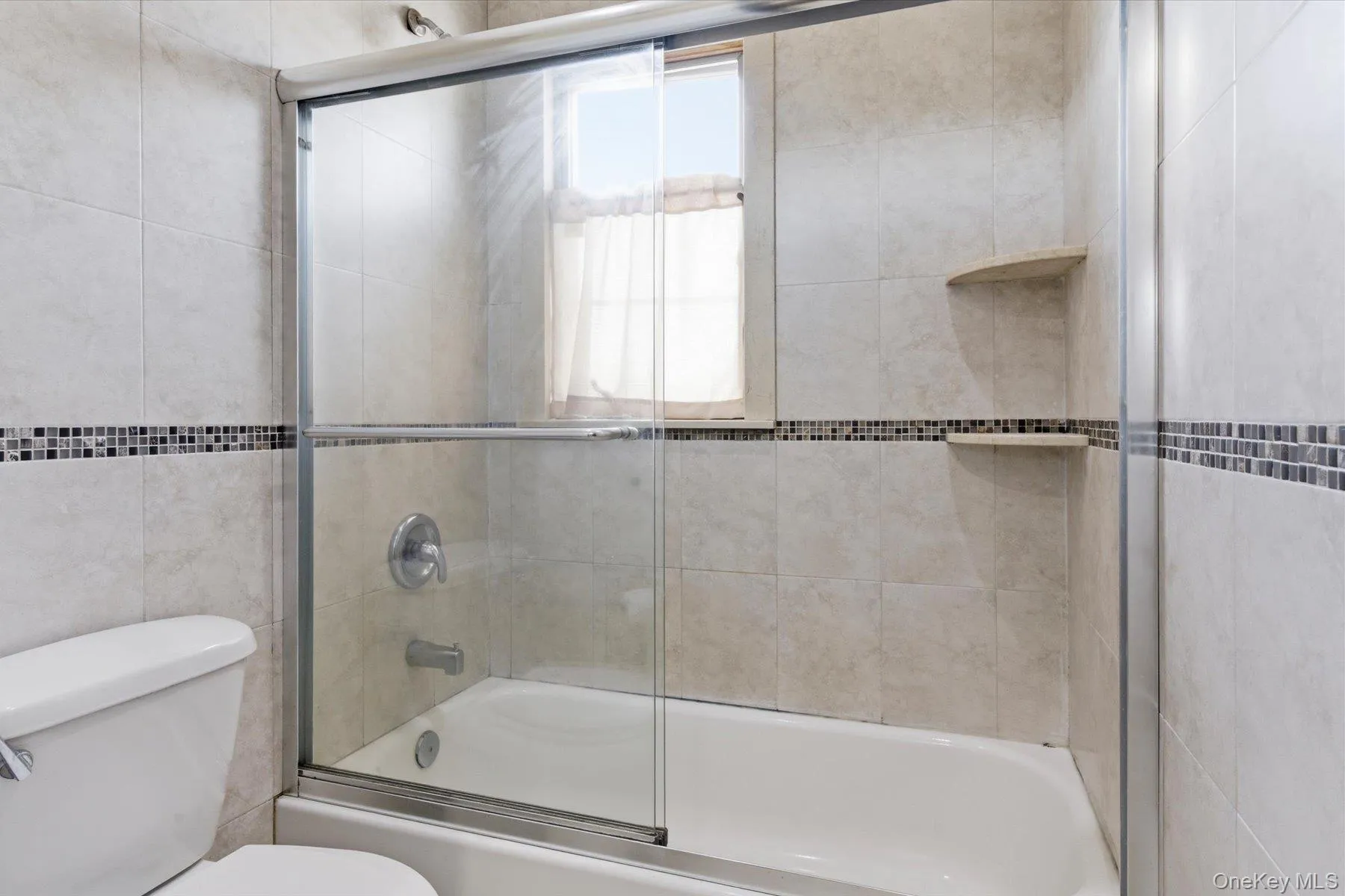 9 Avenue C, Hempstead, NY, 5 Bedrooms Bedrooms, 9 Rooms Rooms,5 BathroomsBathrooms,Residential,For Rent,Avenue C,0,998193 9 Avenue C, Hempstead, NY, 5 Bedrooms Bedrooms, 9 Rooms Rooms,5 BathroomsBathrooms,Residential,For Rent,Avenue C,0,998193