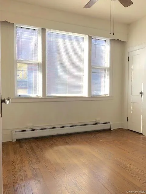 24 Vassar Street, Poughkeepsie, NY, 2 Bedrooms Bedrooms, 6 Rooms Rooms,1 BathroomBathrooms,Residential Lease,For Rent,Vassar,0,998194 24 Vassar Street, Poughkeepsie, NY, 2 Bedrooms Bedrooms, 6 Rooms Rooms,1 BathroomBathrooms,Residential Lease,For Rent,Vassar,0,998194