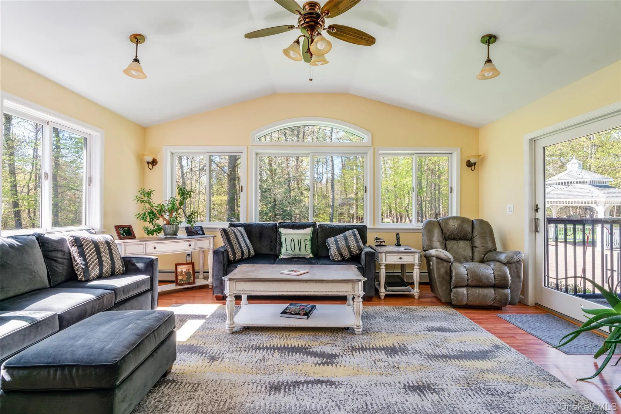 12 Oriole Drive, Woodstock, NY, 4 Bedrooms Bedrooms, 9 Rooms Rooms,2 BathroomsBathrooms,Residential,For Rent,Oriole,0,998204 12 Oriole Drive, Woodstock, NY, 4 Bedrooms Bedrooms, 9 Rooms Rooms,2 BathroomsBathrooms,Residential,For Rent,Oriole,0,998204